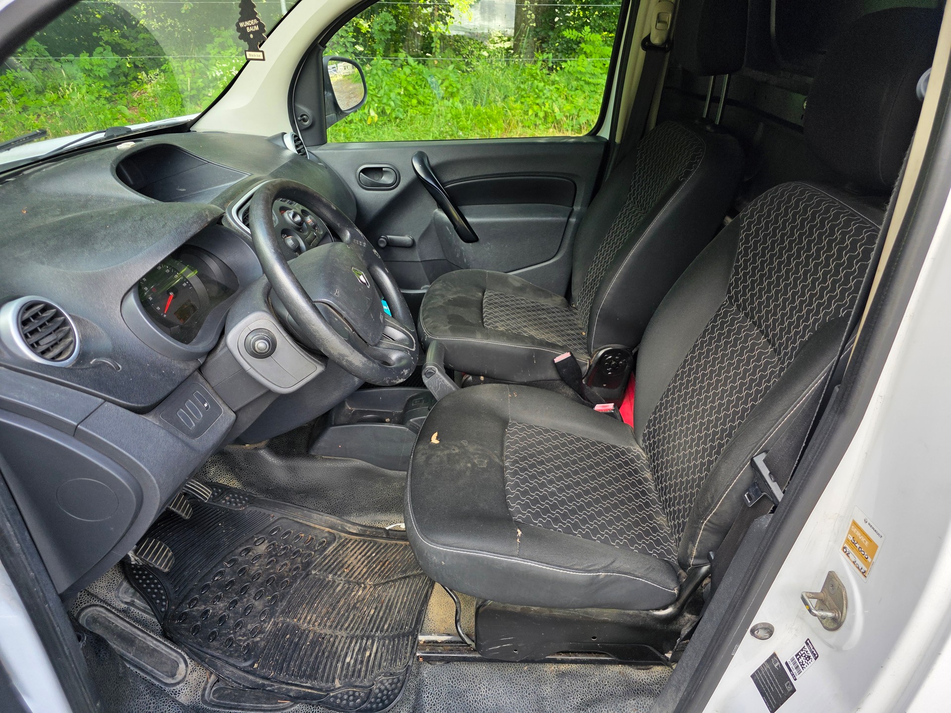 RENAULT Kangoo Compact 1.5 dCi 75 Access-image-10