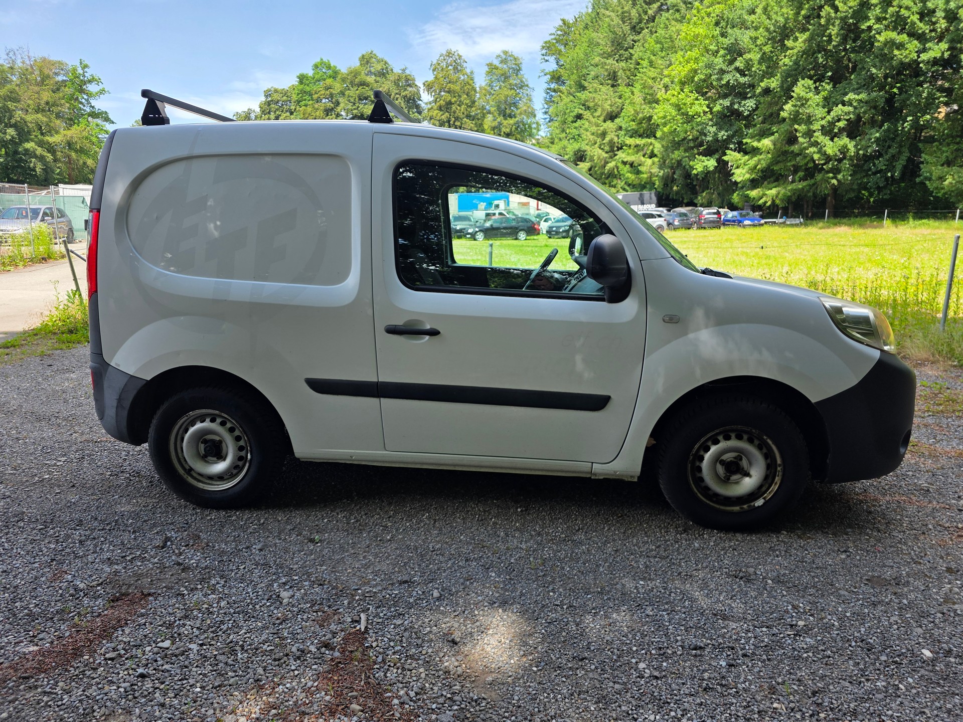 RENAULT Kangoo Compact 1.5 dCi 75 Access-image-2