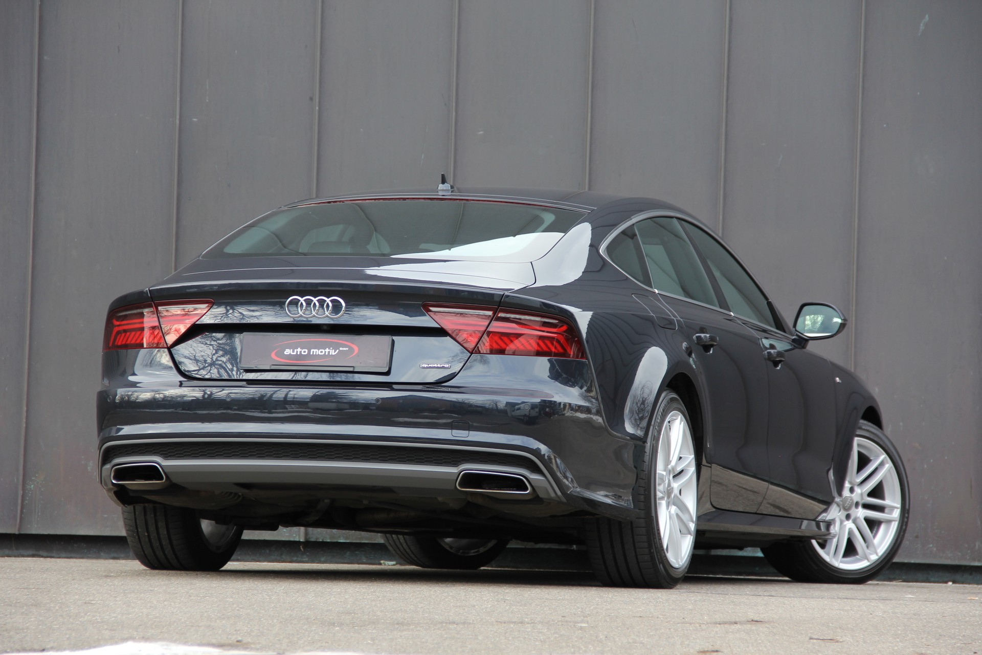 AUDI A7 Sportback 3.0 TDI quattro S-tronic **S-LINE** **5-PLÄTZER** **SCHIEBEDACH** **ANHÄNGERKUPPLUNG**-image-1