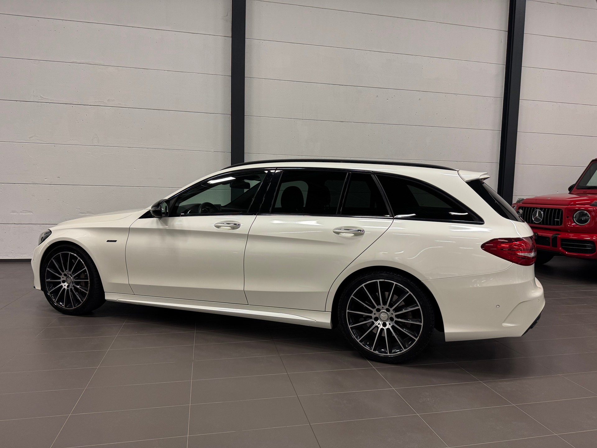 MERCEDES-BENZ C 450 AMG 4Matic 7G-Tronic-image-11