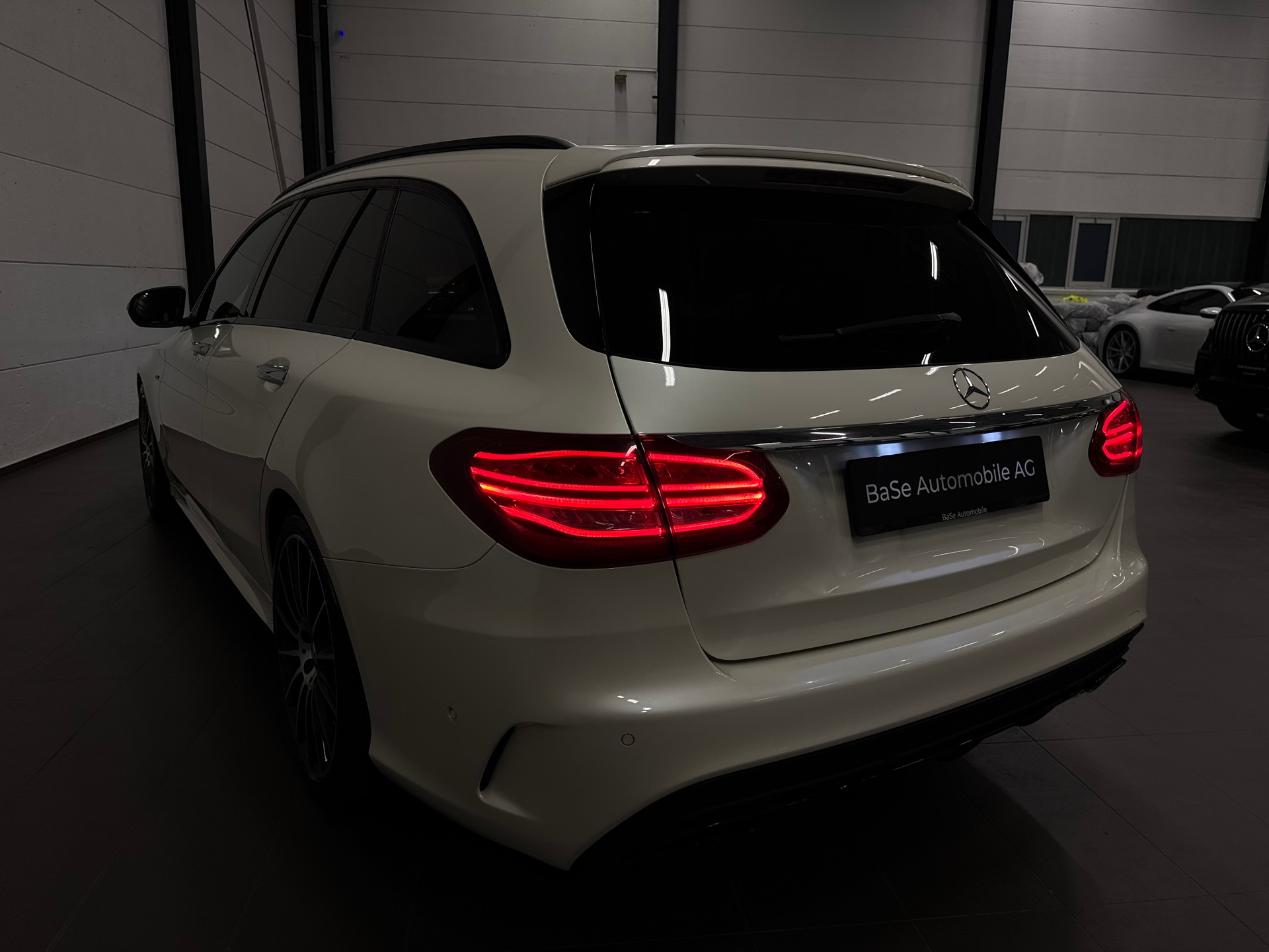 MERCEDES-BENZ C 450 AMG 4Matic 7G-Tronic-image-15