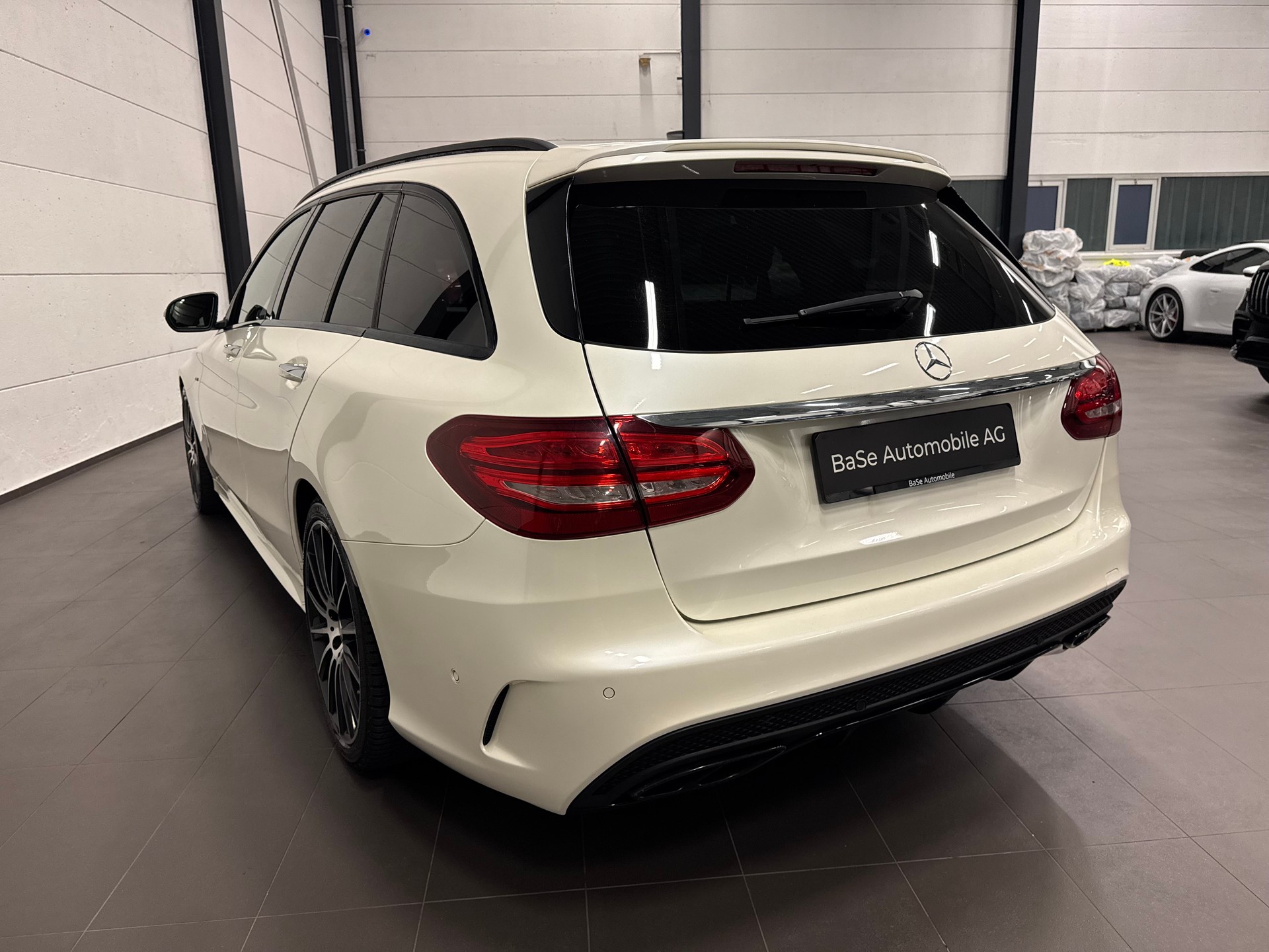 MERCEDES-BENZ C 450 AMG 4Matic 7G-Tronic-image-14
