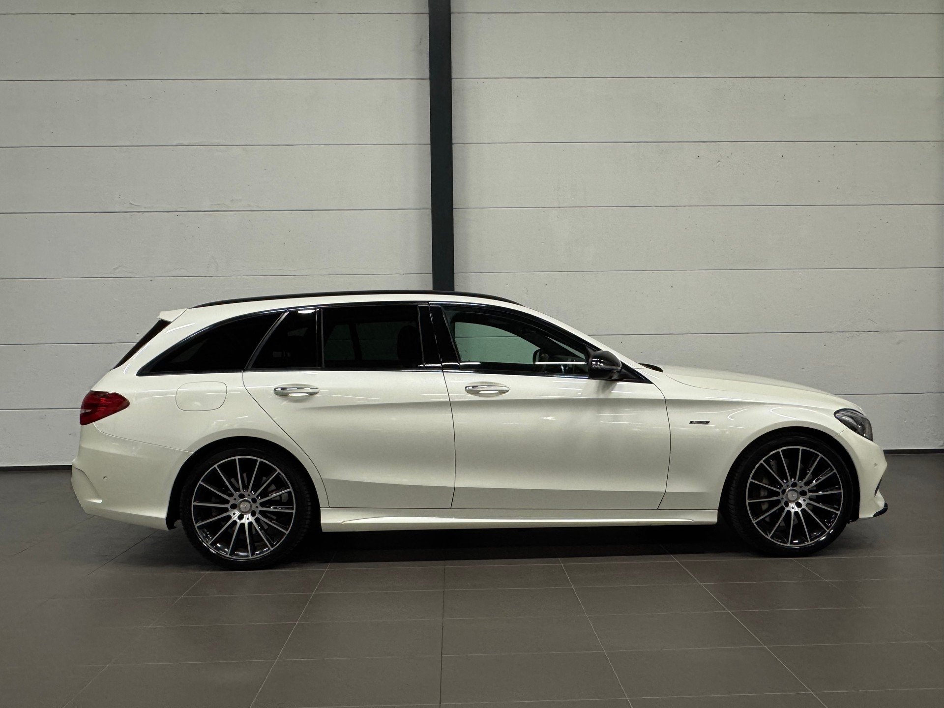 MERCEDES-BENZ C 450 AMG 4Matic 7G-Tronic-image-8