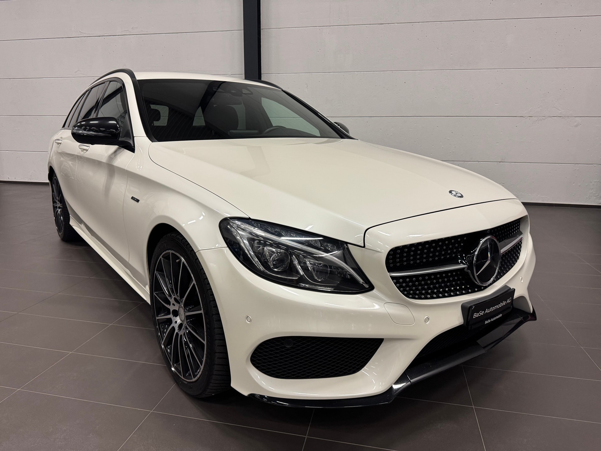 MERCEDES-BENZ C 450 AMG 4Matic 7G-Tronic-image-3