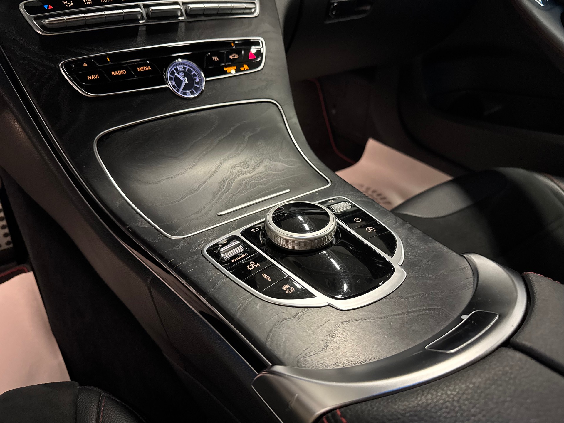 MERCEDES-BENZ C 450 AMG 4Matic 7G-Tronic-image-26