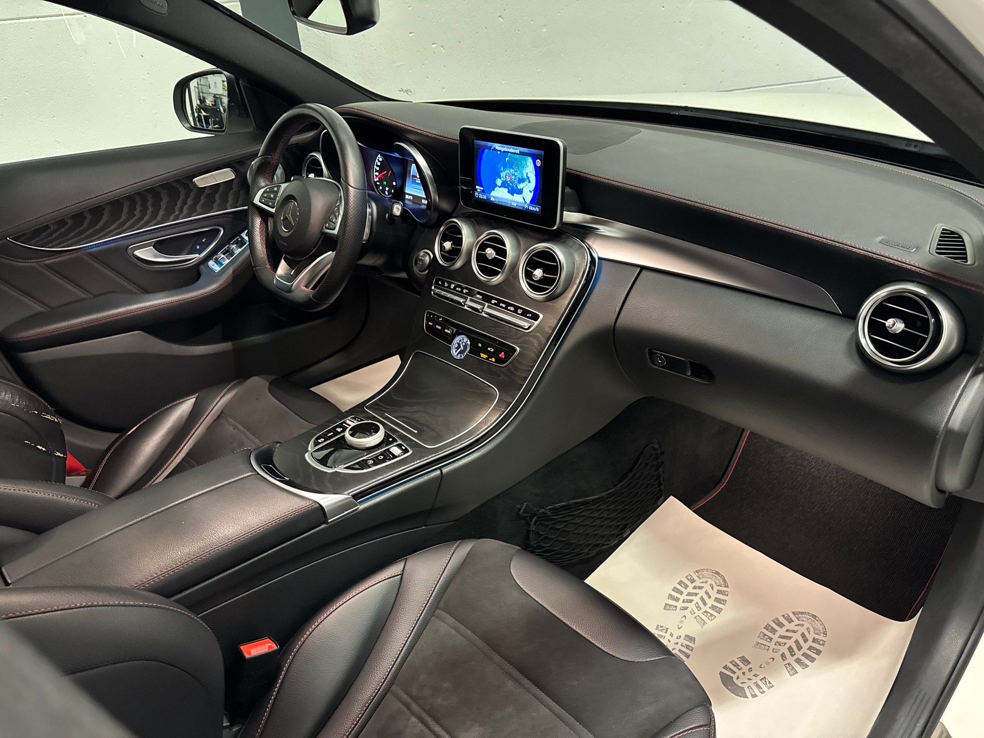 MERCEDES-BENZ C 450 AMG 4Matic 7G-Tronic-image-19