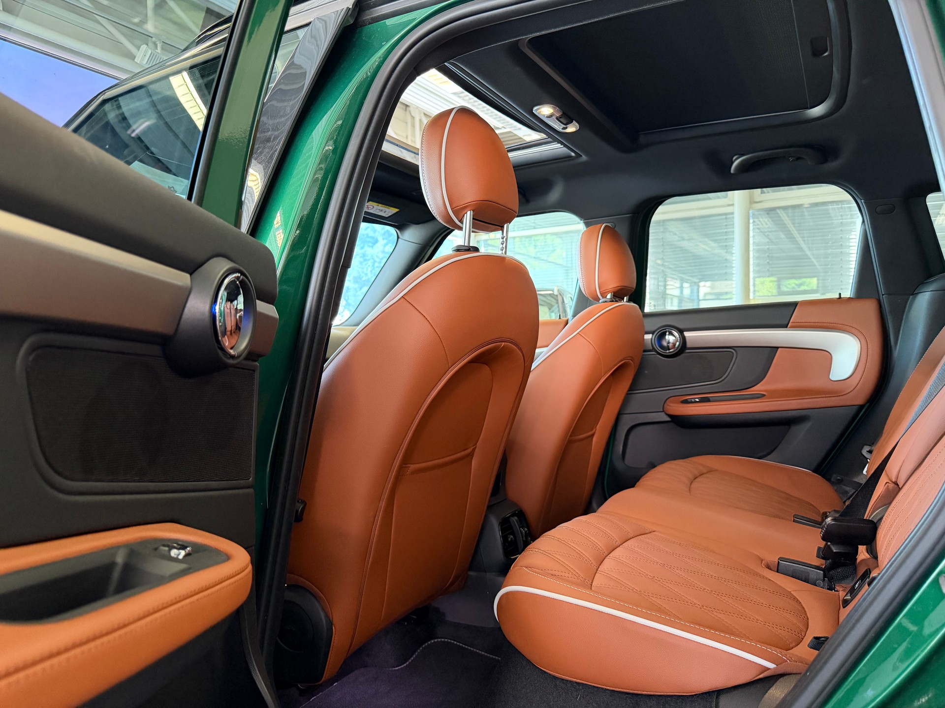 MINI Countryman Cooper SE ALL4 PHEV | CH | Free Service | Leder Chester Braun | Assistenz Paket | Head Up |-image-23