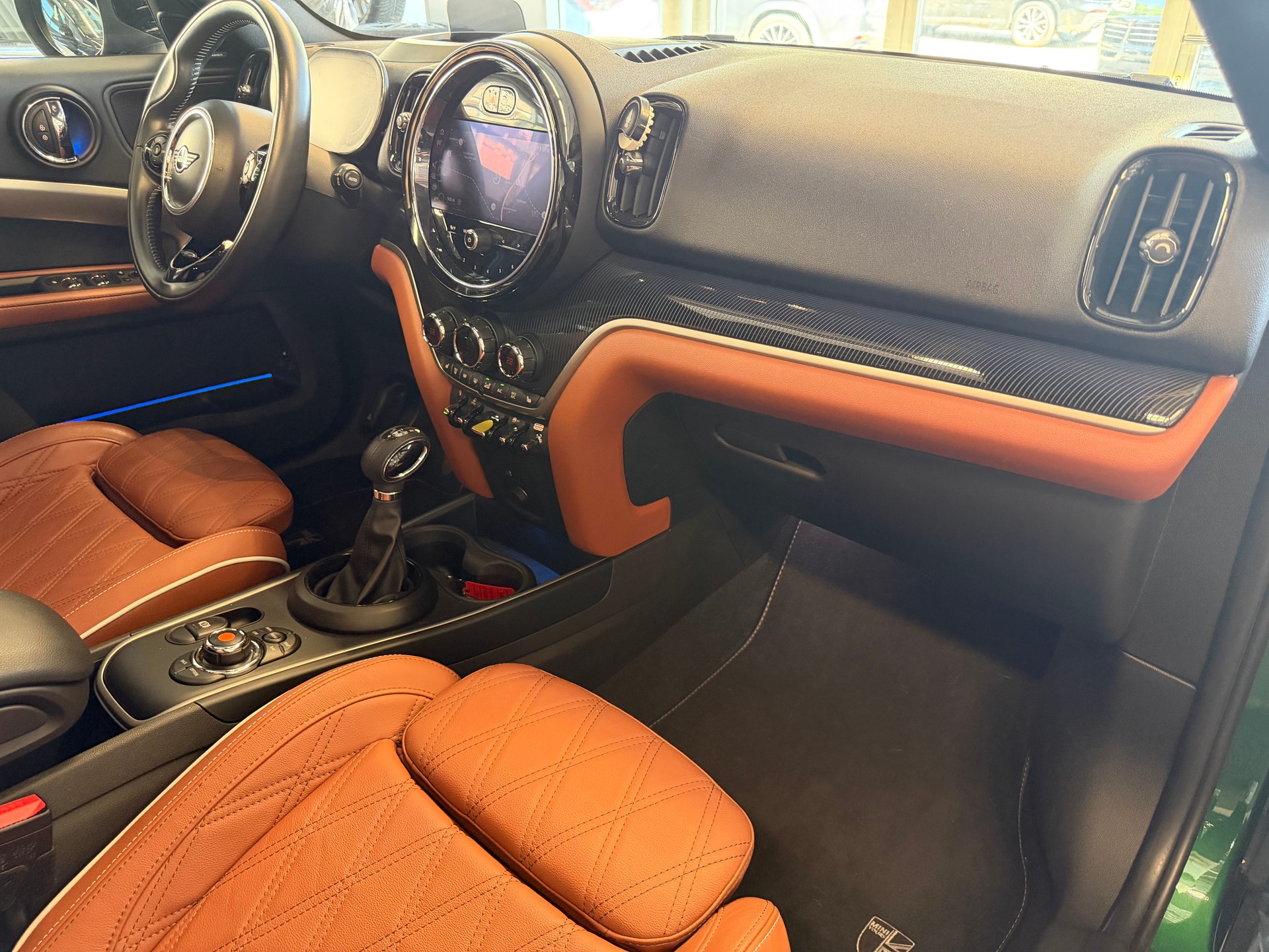 MINI Countryman Cooper SE ALL4 PHEV | CH | Free Service | Leder Chester Braun | Assistenz Paket | Head Up |-image-34