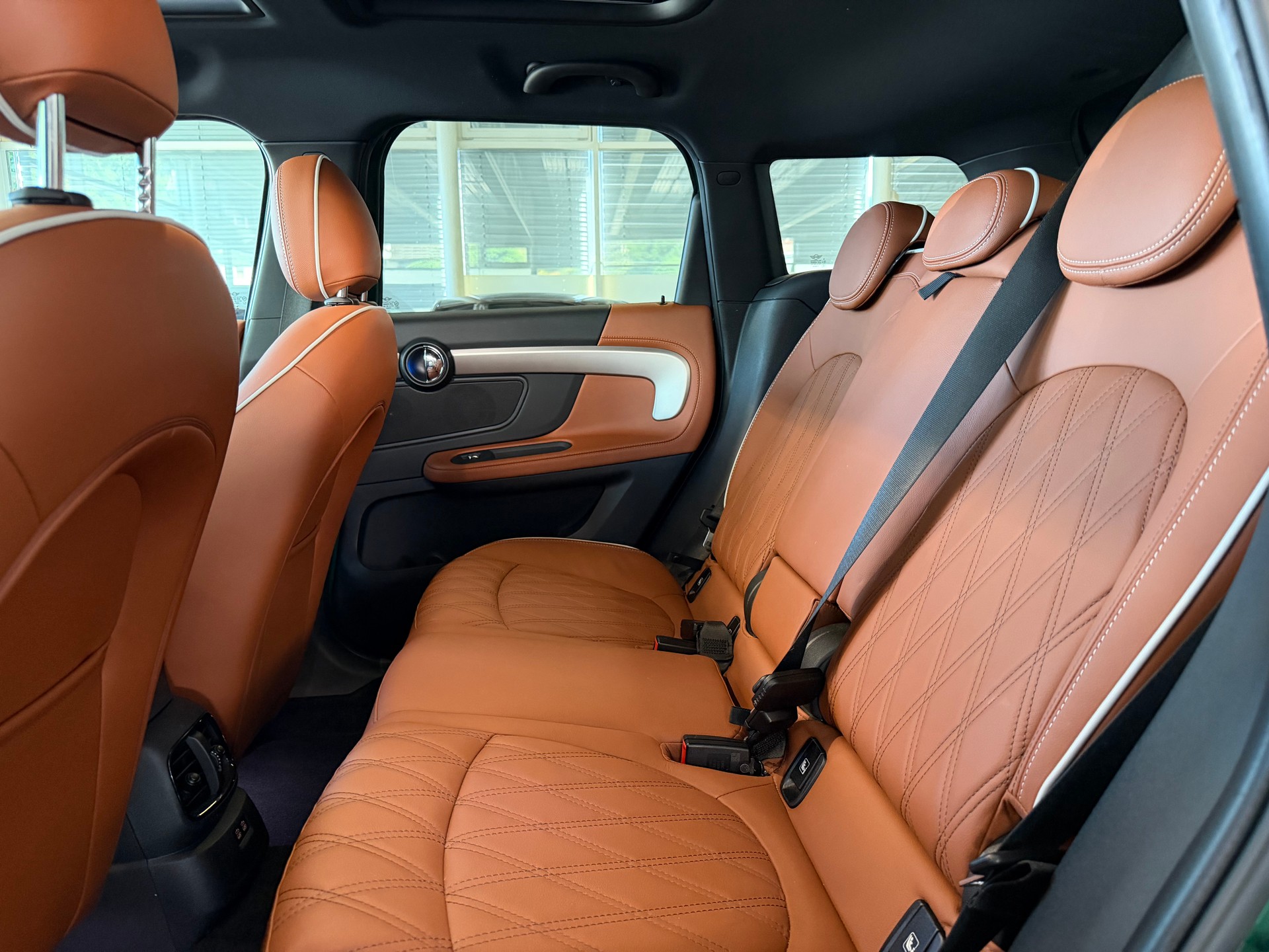 MINI Countryman Cooper SE ALL4 PHEV | CH | Free Service | Leder Chester Braun | Assistenz Paket | Head Up |-image-22
