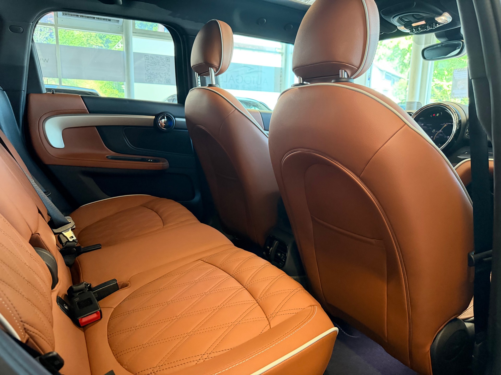 MINI Countryman Cooper SE ALL4 PHEV | CH | Free Service | Leder Chester Braun | Assistenz Paket | Head Up |-image-32