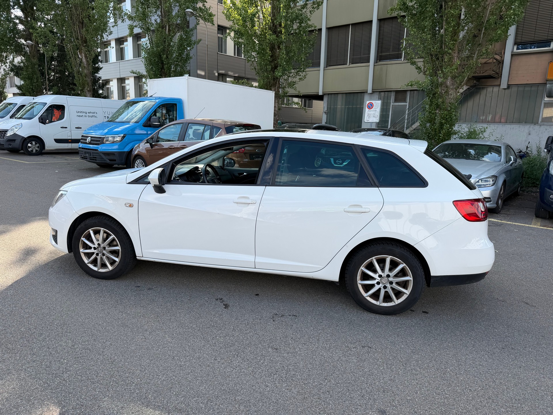 SEAT Ibiza ST 1.4 TSI FR DSG-image-4