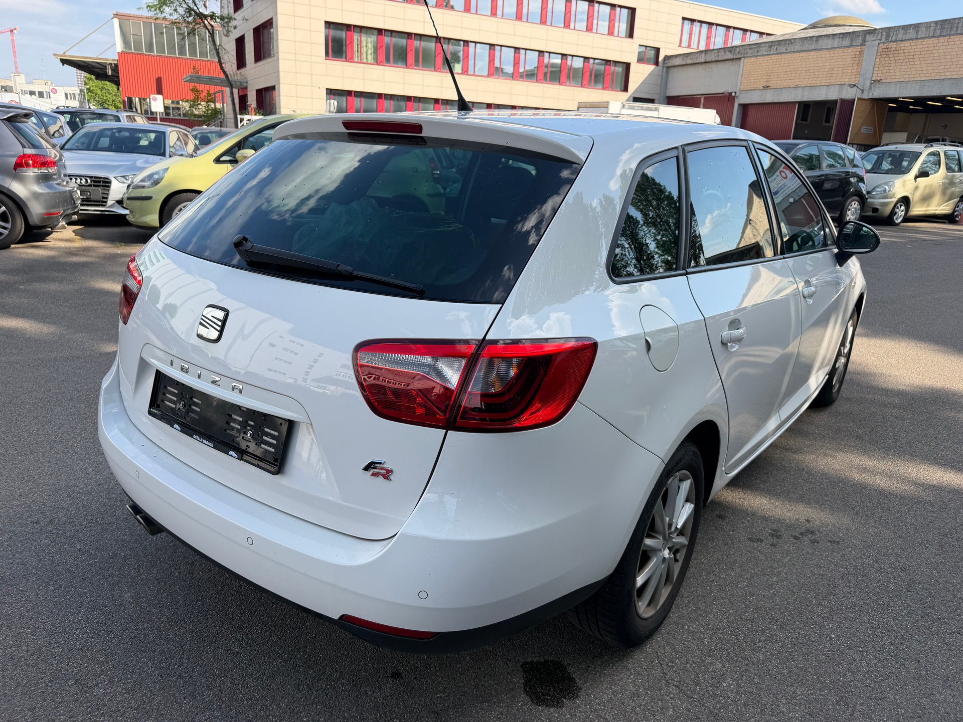 SEAT Ibiza ST 1.4 TSI FR DSG-image-5