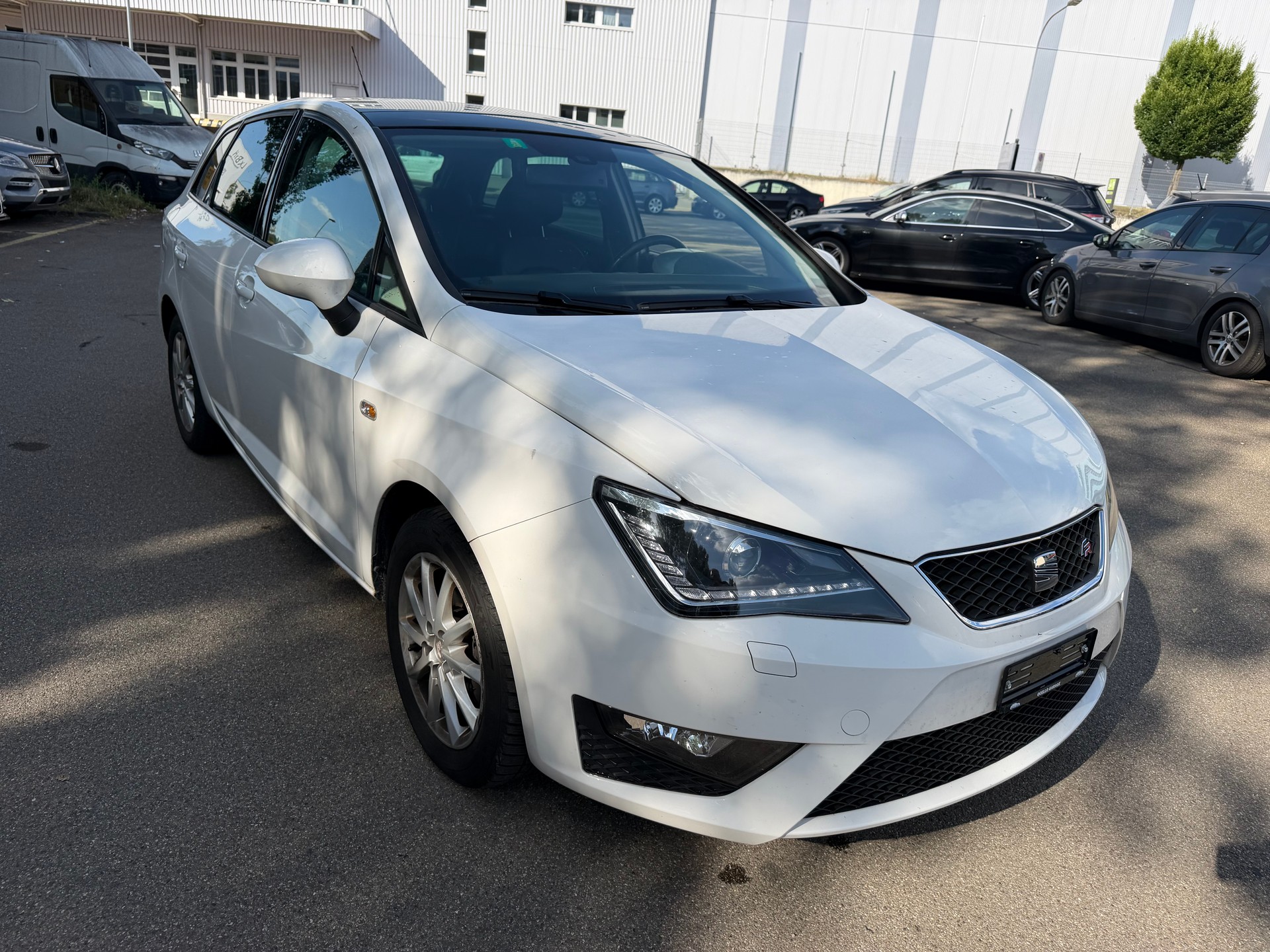 SEAT Ibiza ST 1.4 TSI FR DSG-image-2