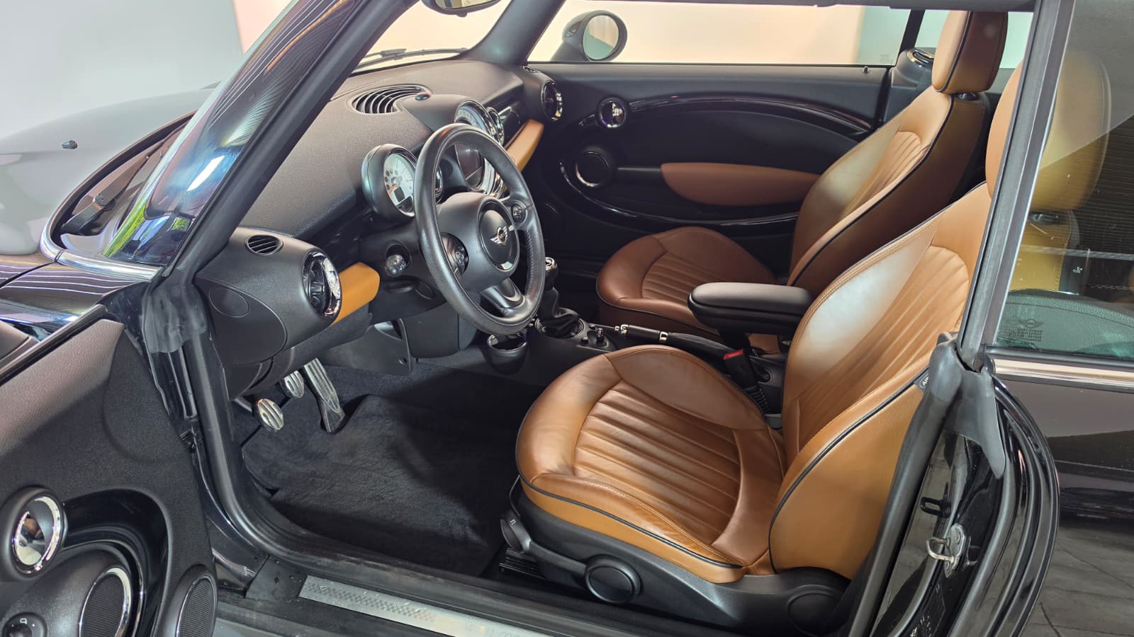 MINI Cooper S Cabriolet FAHRZEUG IN EINEM TOP ZUSTAND, KLEINER STADTFLITZER, FRISCH AB MFK, 8-FACH BEREIFT-image-9