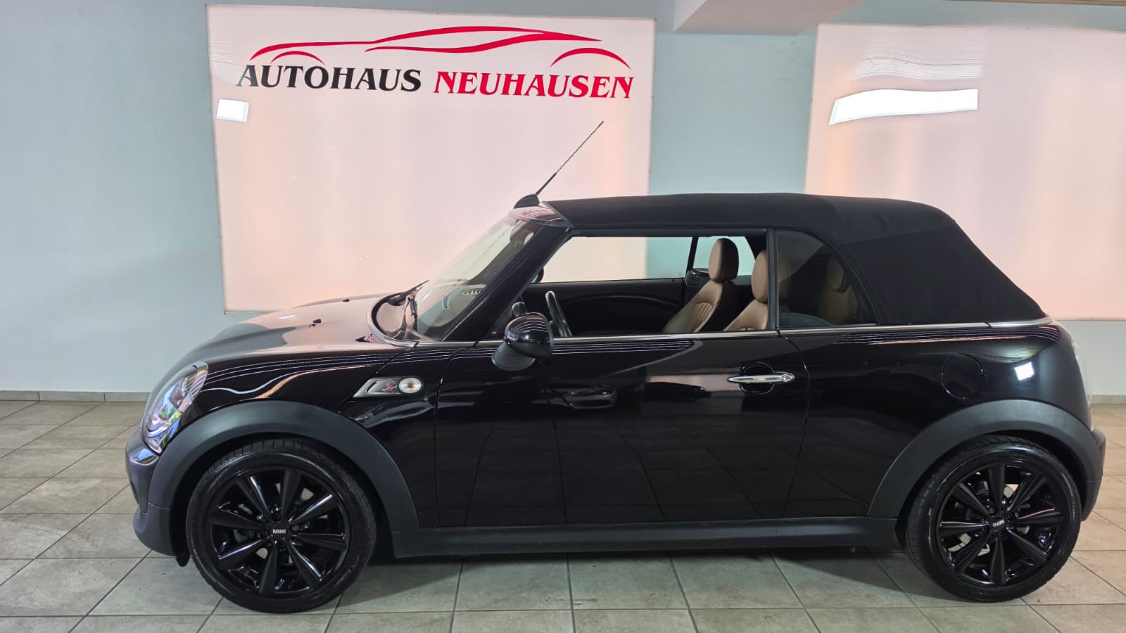 MINI Cooper S Cabriolet FAHRZEUG IN EINEM TOP ZUSTAND, KLEINER STADTFLITZER, FRISCH AB MFK, 8-FACH BEREIFT-image-4