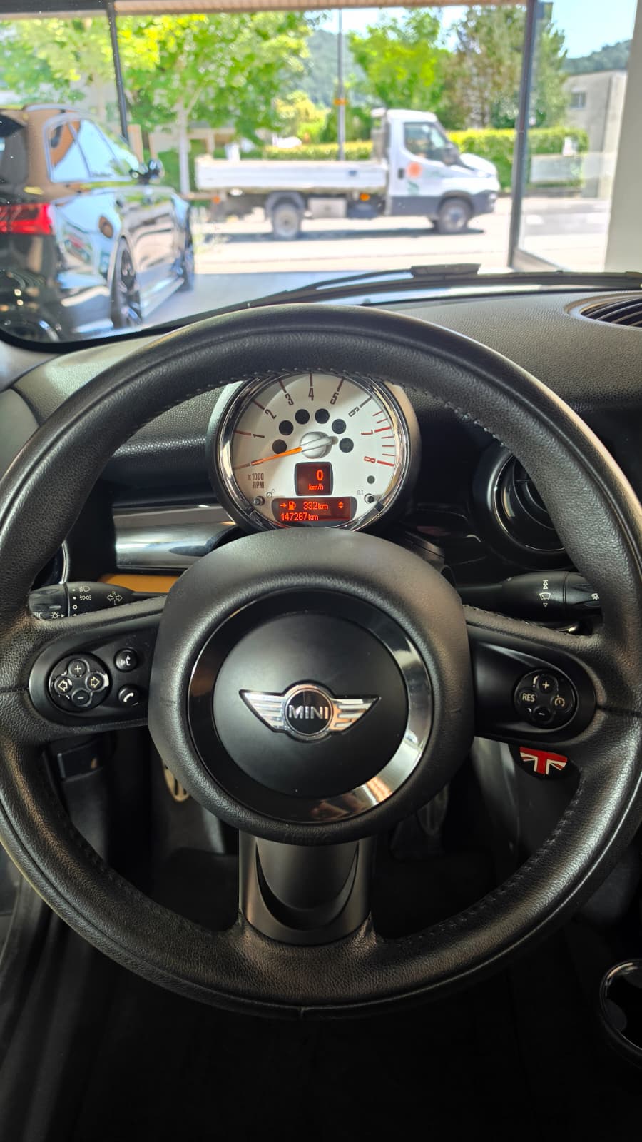 MINI Cooper S Cabriolet FAHRZEUG IN EINEM TOP ZUSTAND, KLEINER STADTFLITZER, FRISCH AB MFK, 8-FACH BEREIFT-image-8