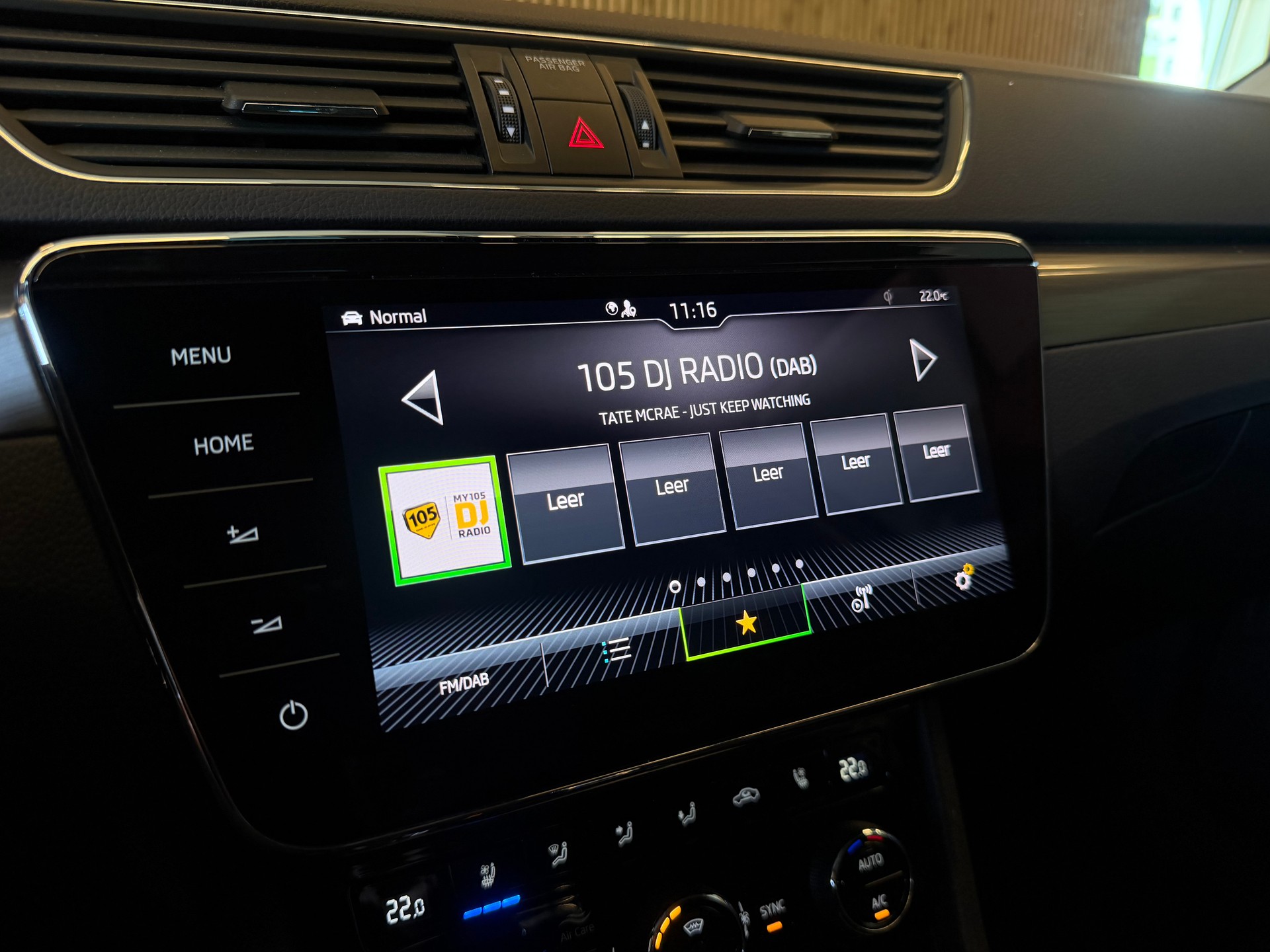SKODA Superb Combi 2.0 TDI 200 Style 4x4 DSG-image-17