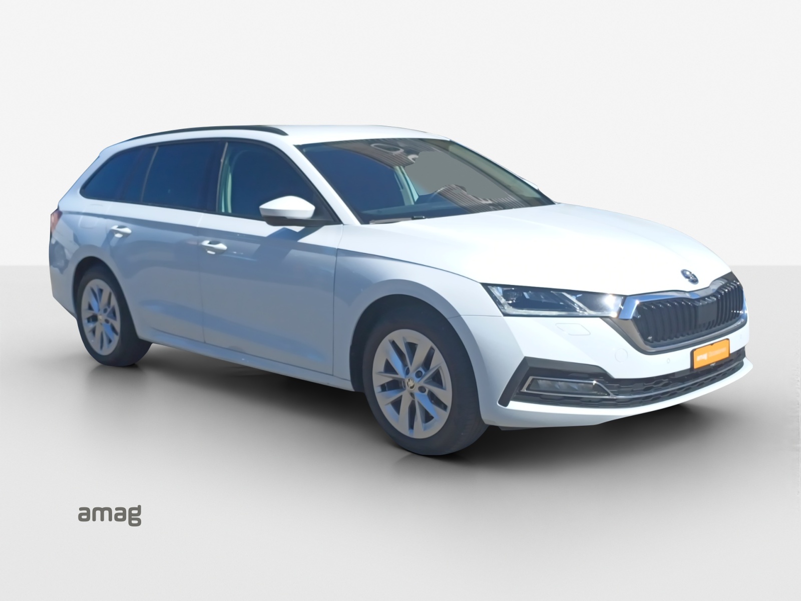 SKODA Octavia Combi 2.0 TSI Style DSG 4x4-image-5
