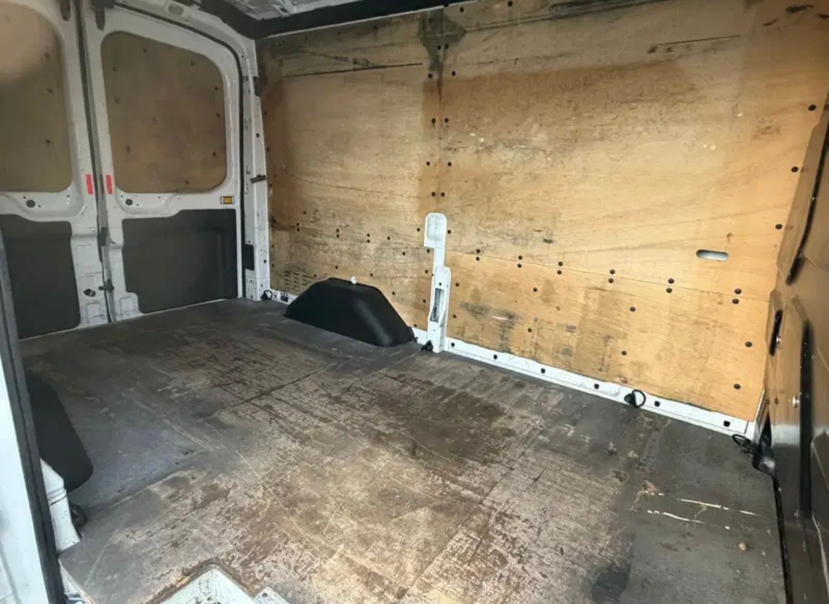 FORD Transit 350 4x4-image-5