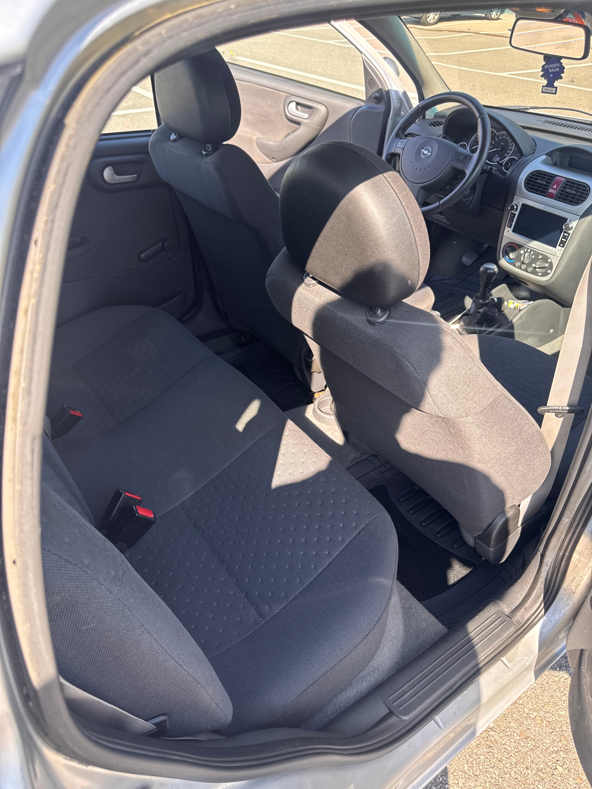 OPEL Corsa 1.4 16V Njoy-image-10
