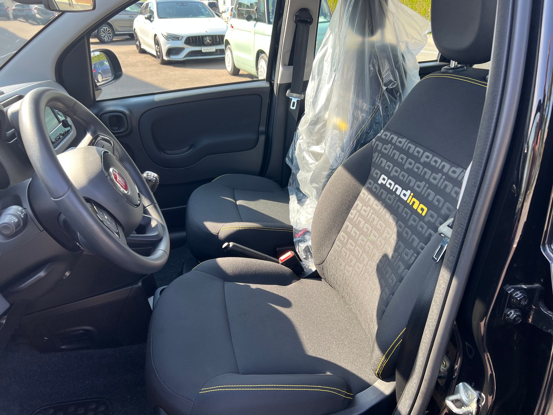 FIAT Panda 1.0 MHEV Cross-image-10