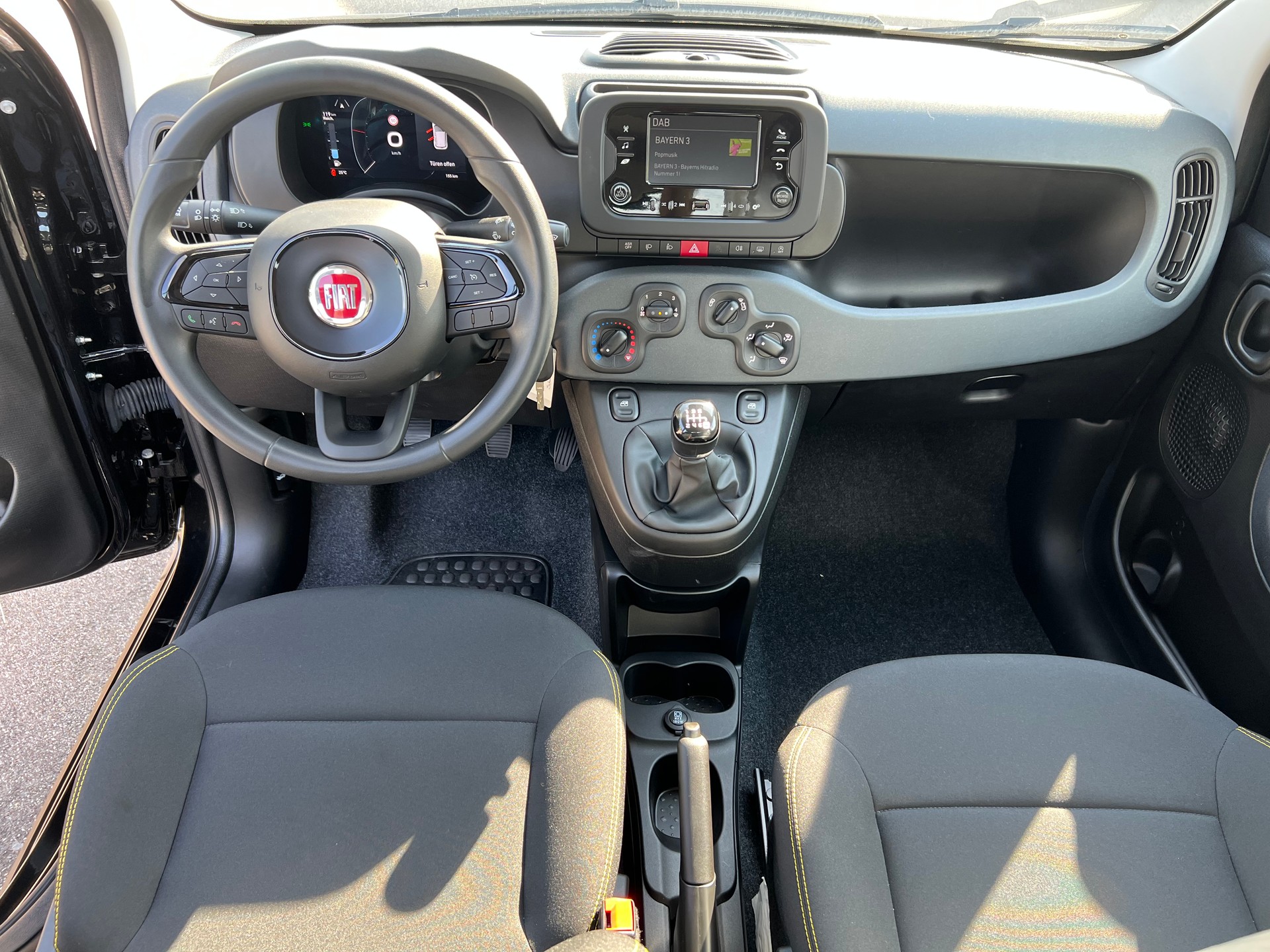 FIAT Panda 1.0 MHEV Cross-image-16