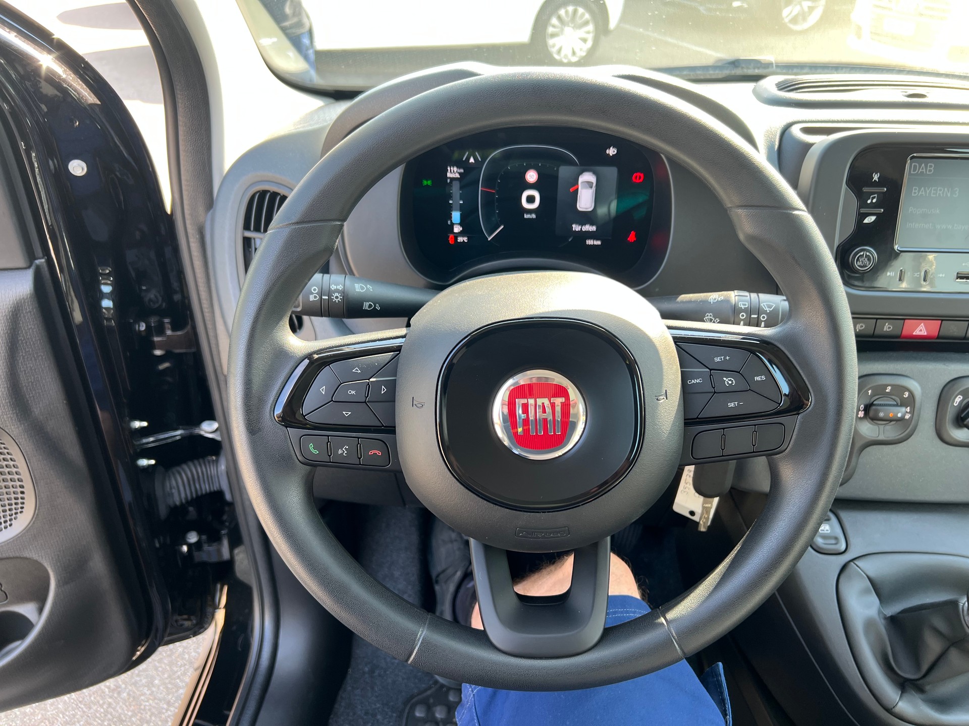 FIAT Panda 1.0 MHEV Cross-image-14