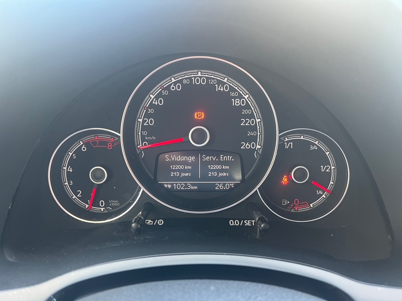 VW Beetle Cabriolet 1.2 TSI BMT Design-image-14