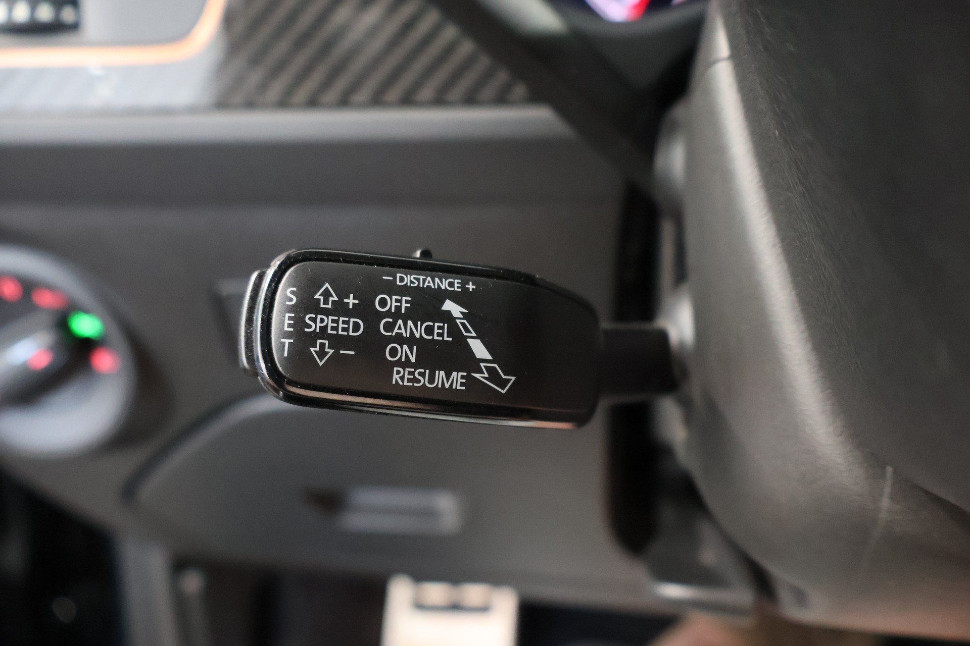 SEAT Leon ST 2.0 TSI Cupra R 370 4 Drive DSG Tuning-image-27