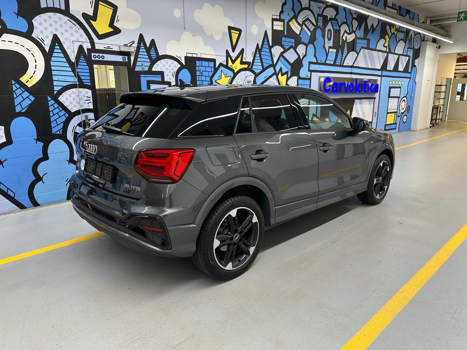 AUDI Q2 35 TFSI S line S-tronic-image-3