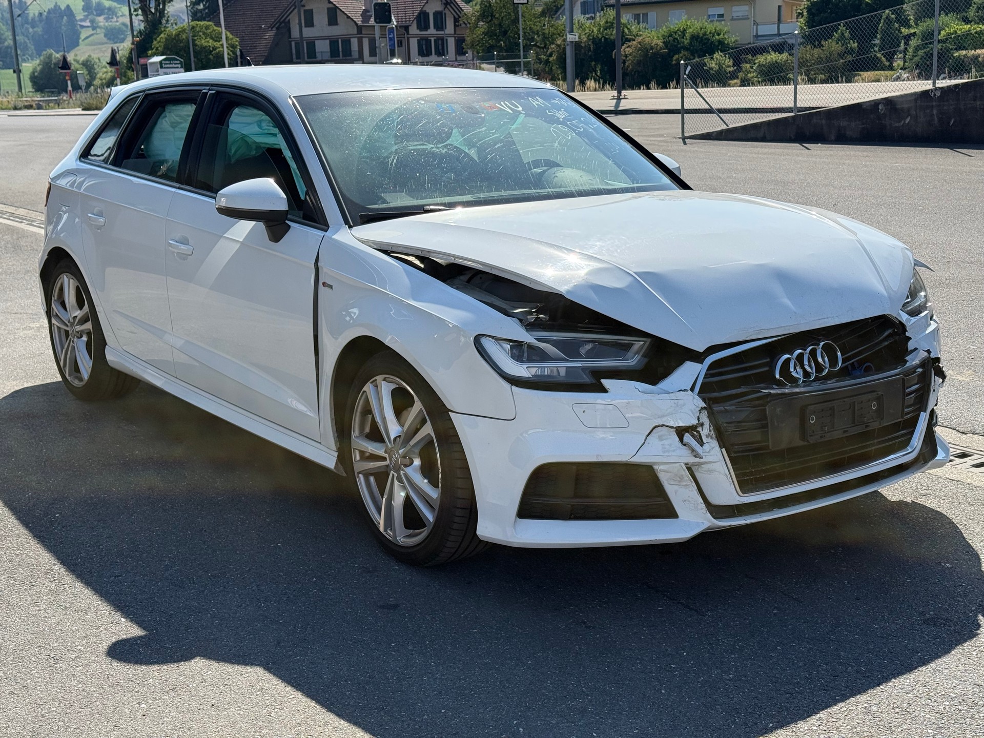 AUDI A3 Sportback 35 TFSI Sport-image-4