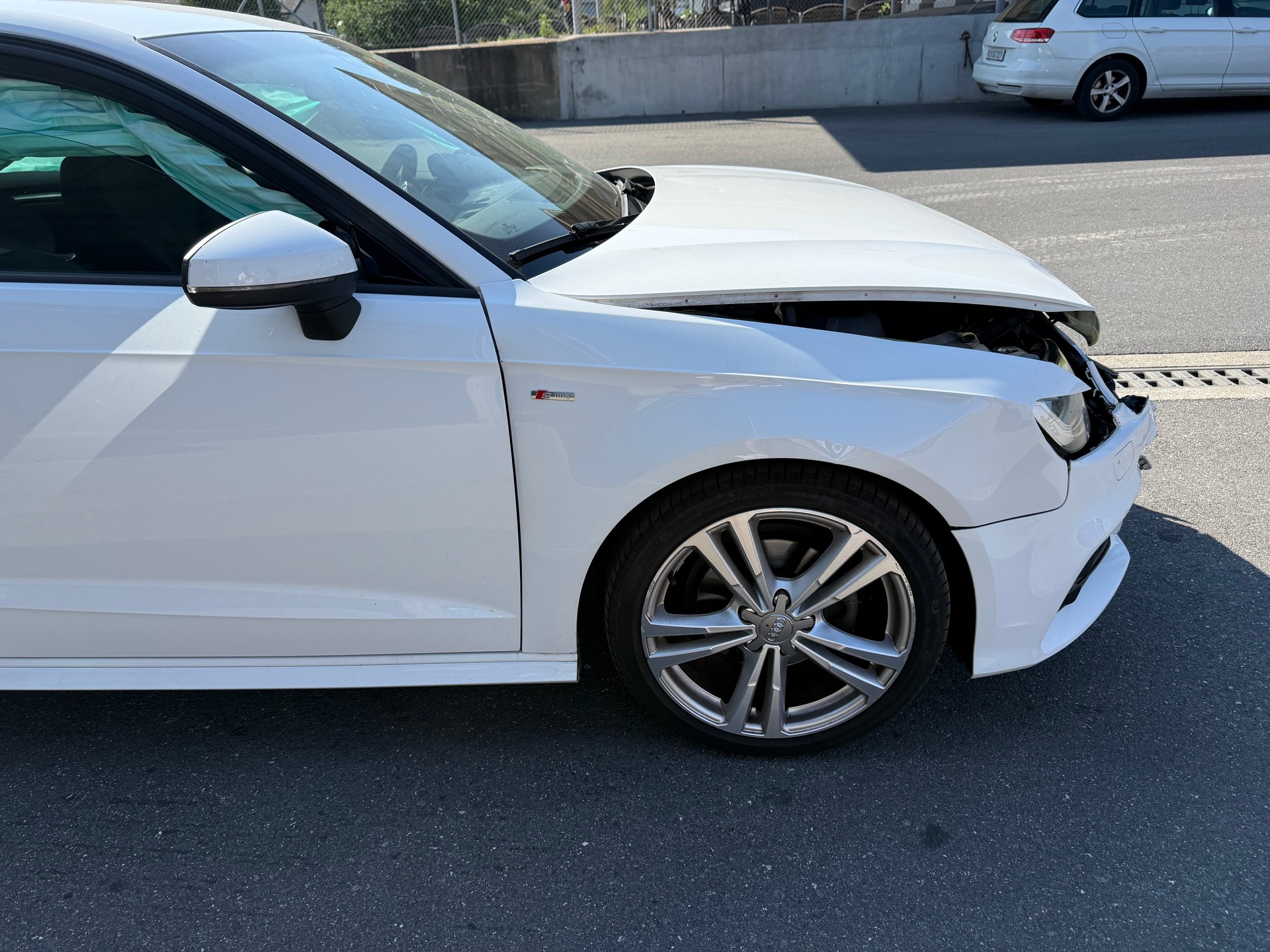 AUDI A3 Sportback 35 TFSI Sport-image-9