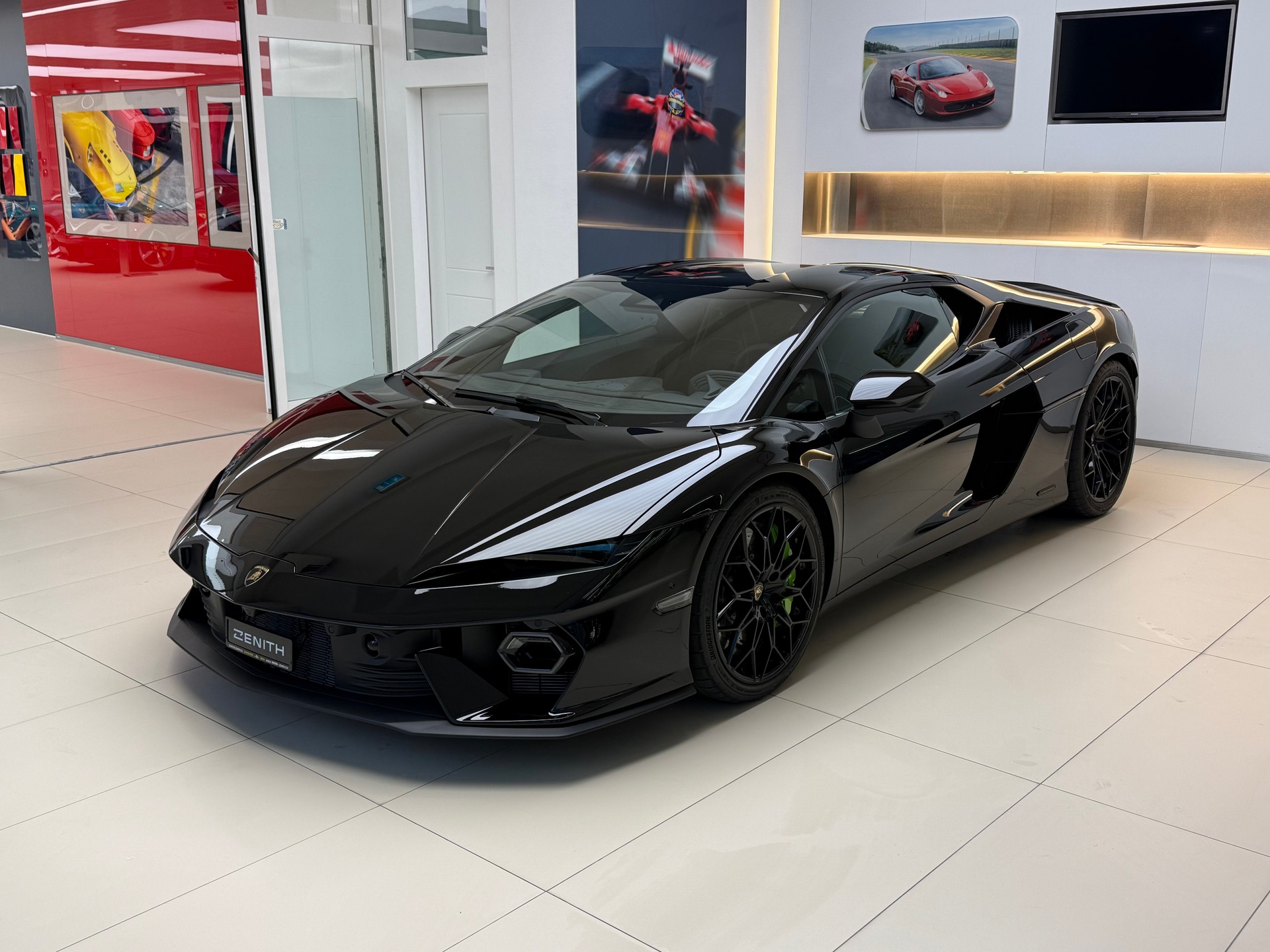 LAMBORGHINI Temerario HPEV-image-0