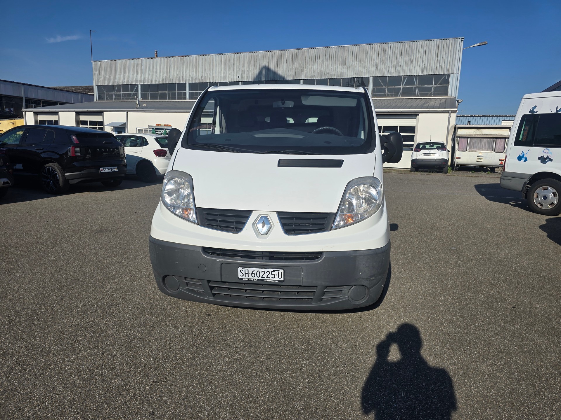 RENAULT Trafic 2.0 dCi 115 2.9t L2H1-image-1