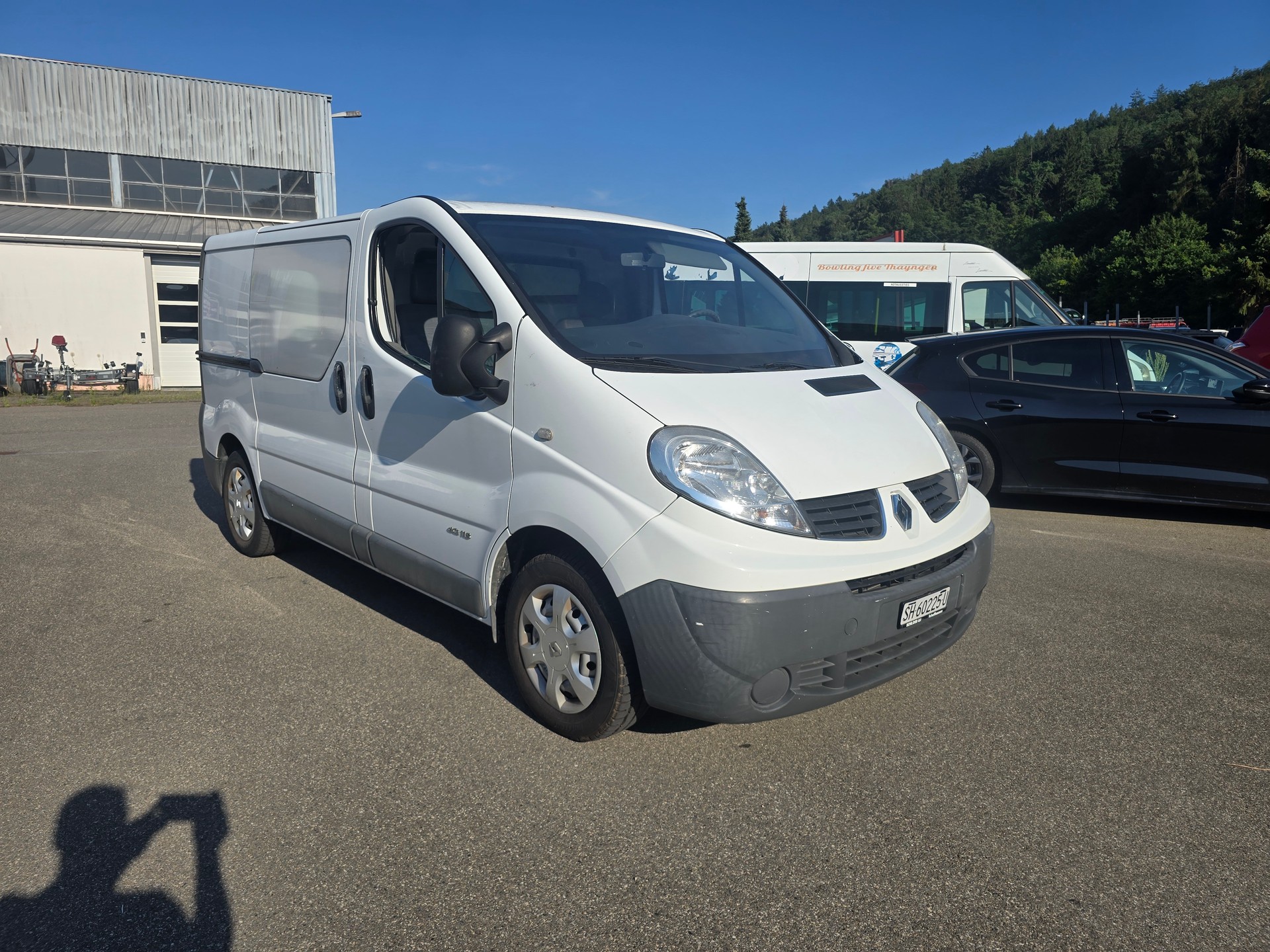 RENAULT Trafic 2.0 dCi 115 2.9t L2H1-image-2