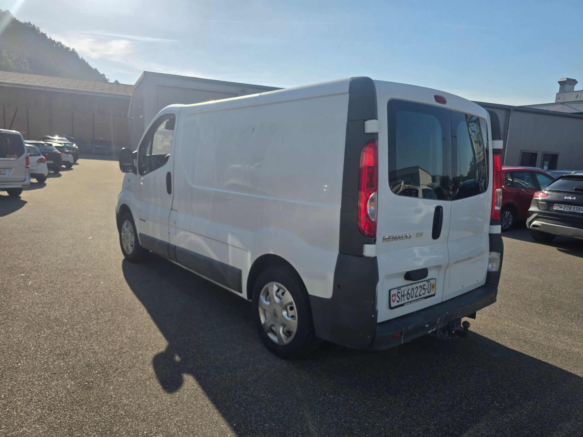 RENAULT Trafic 2.0 dCi 115 2.9t L2H1-image-6