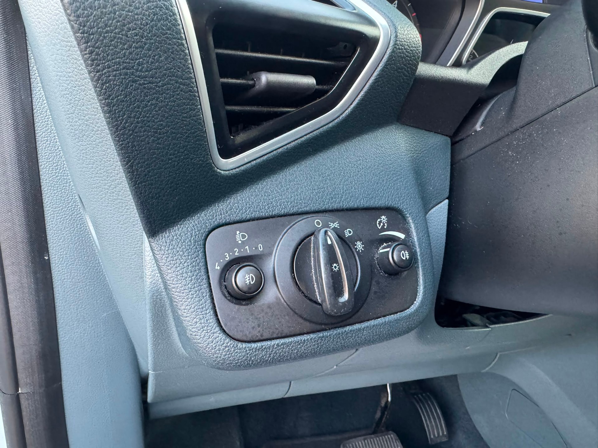 FORD Grand C-Max 2.0 TDCi Titanium PowerShift-image-17
