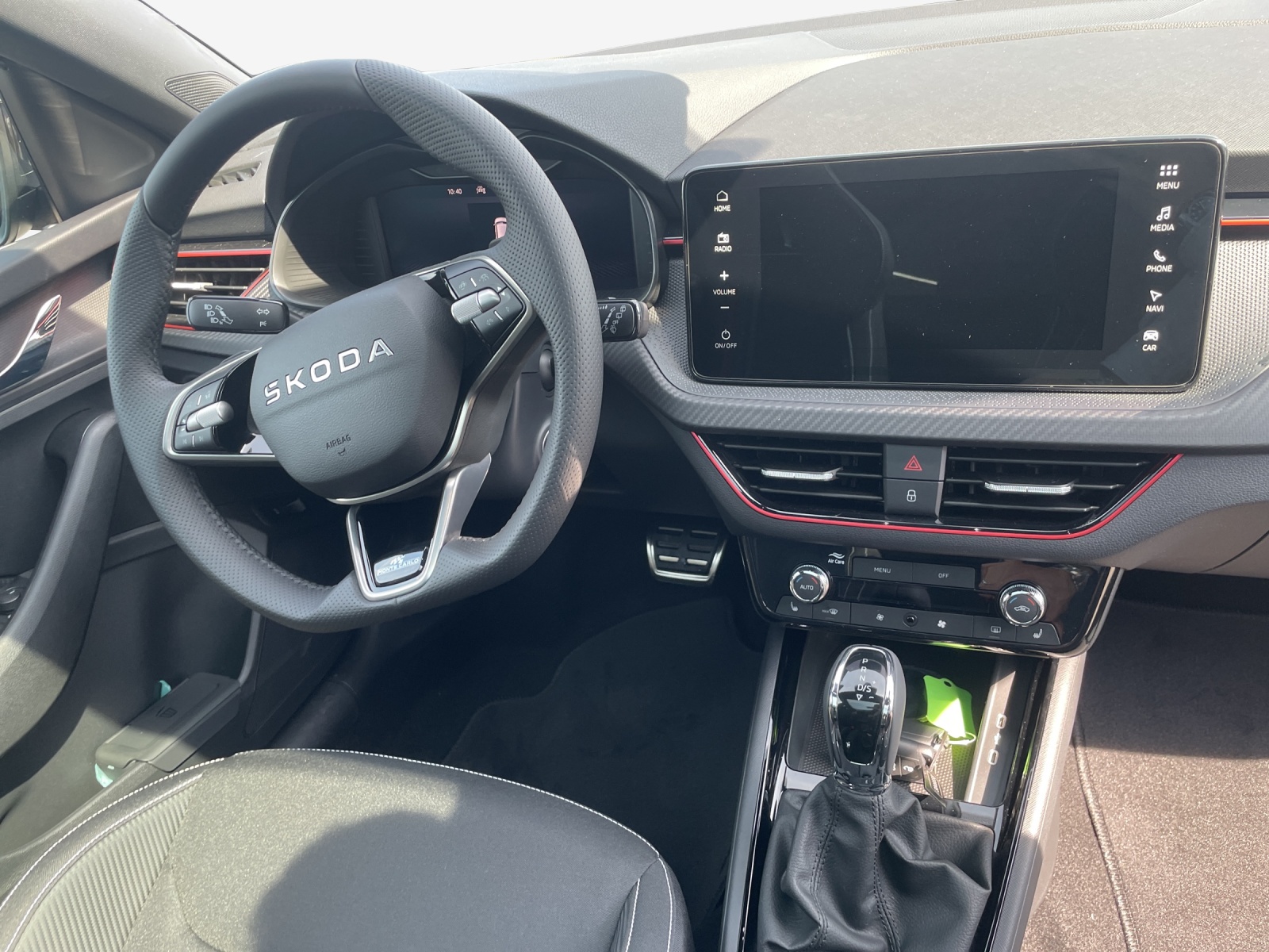 SKODA Scala 1.0 TSI Monte Carlo DSG-image-4