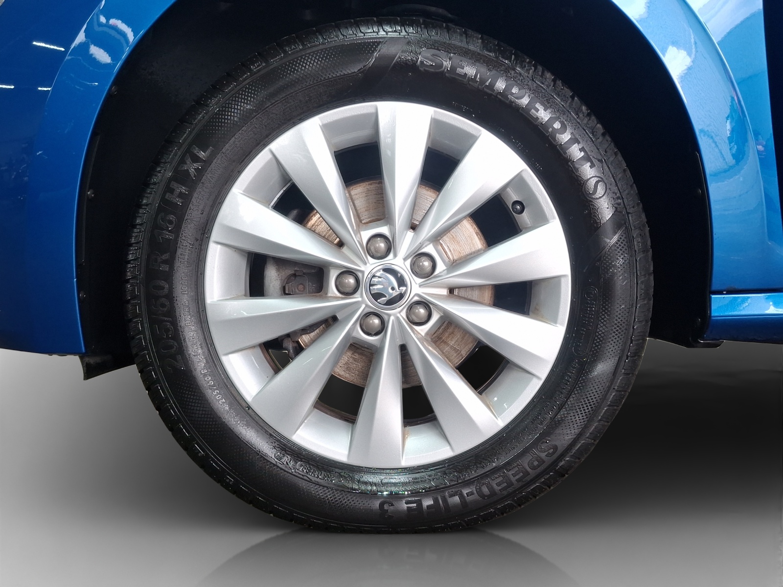 SKODA Kamiq 1.0 TSI Fresh DSG-image-14