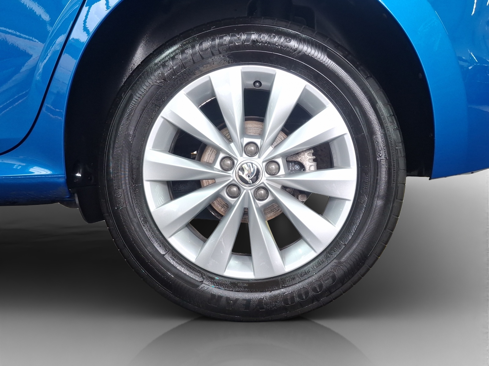 SKODA Kamiq 1.0 TSI Fresh DSG-image-15