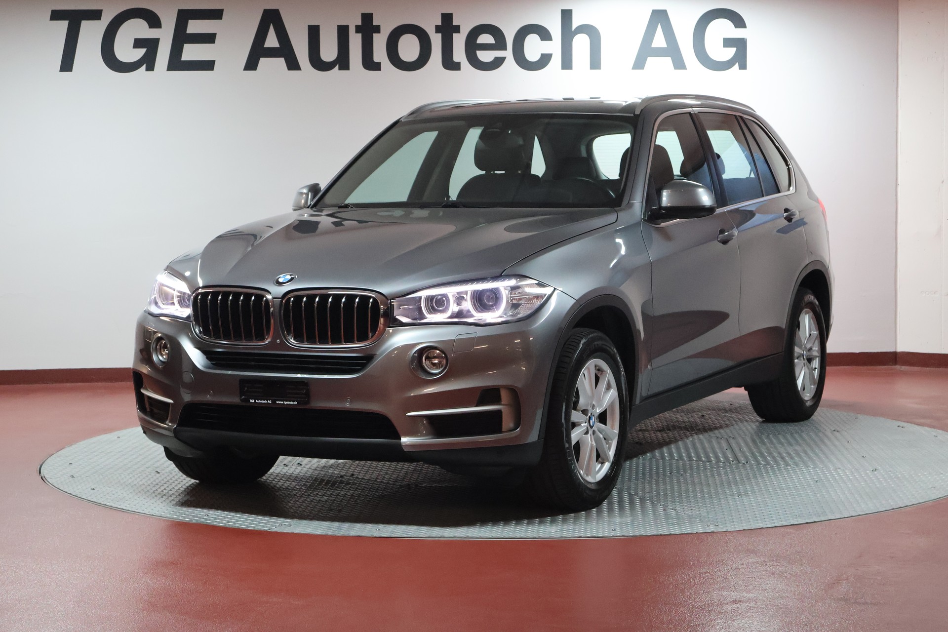 BMW X5 xDrive 35i Steptronic-image-0