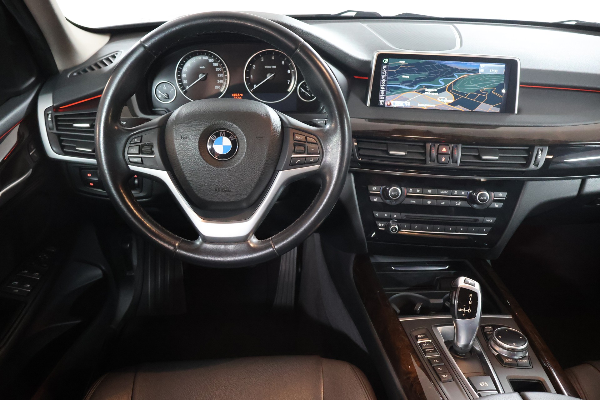 BMW X5 xDrive 35i Steptronic-image-7