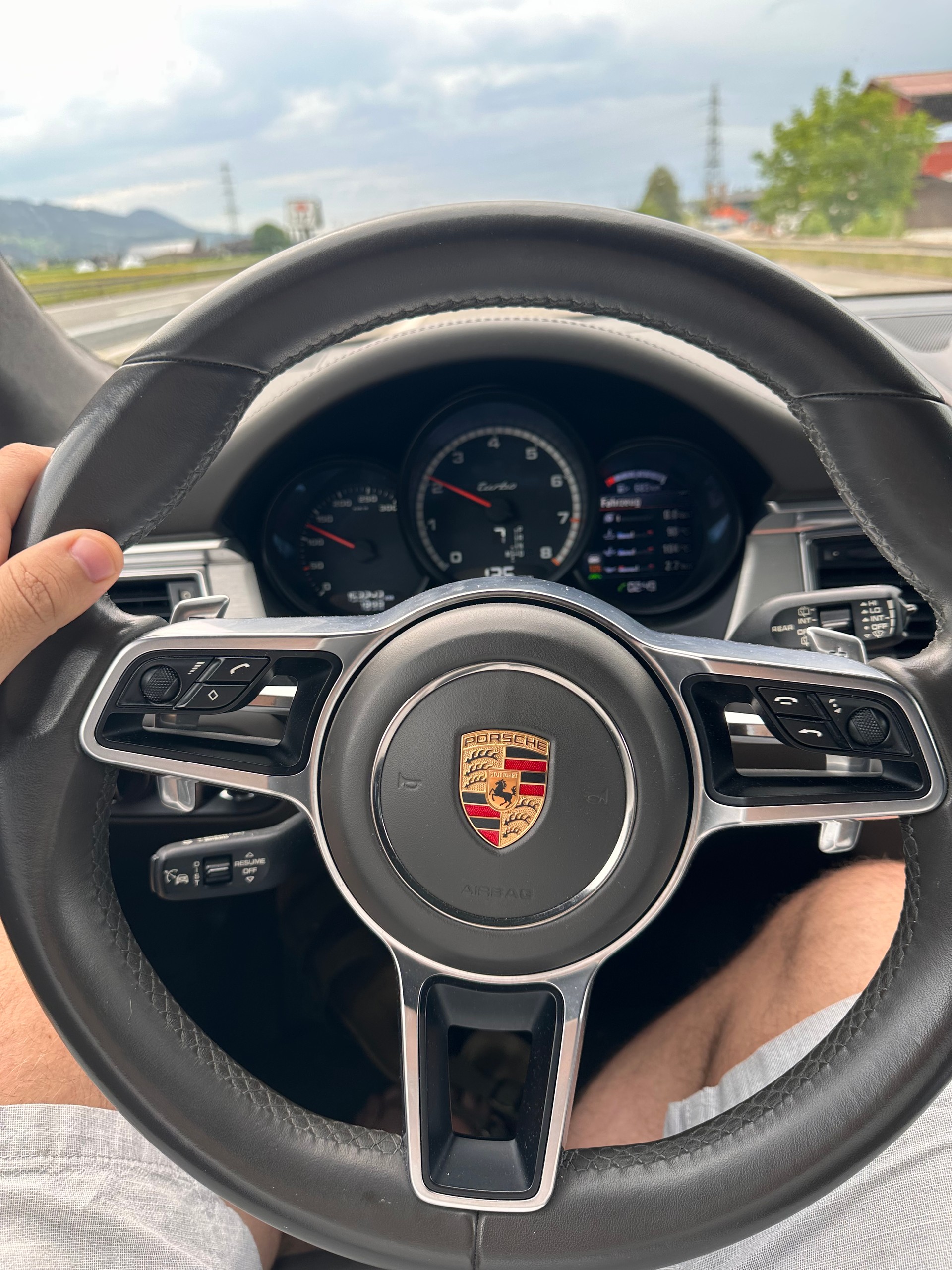 PORSCHE 3.6 V6 Turbo-image-5