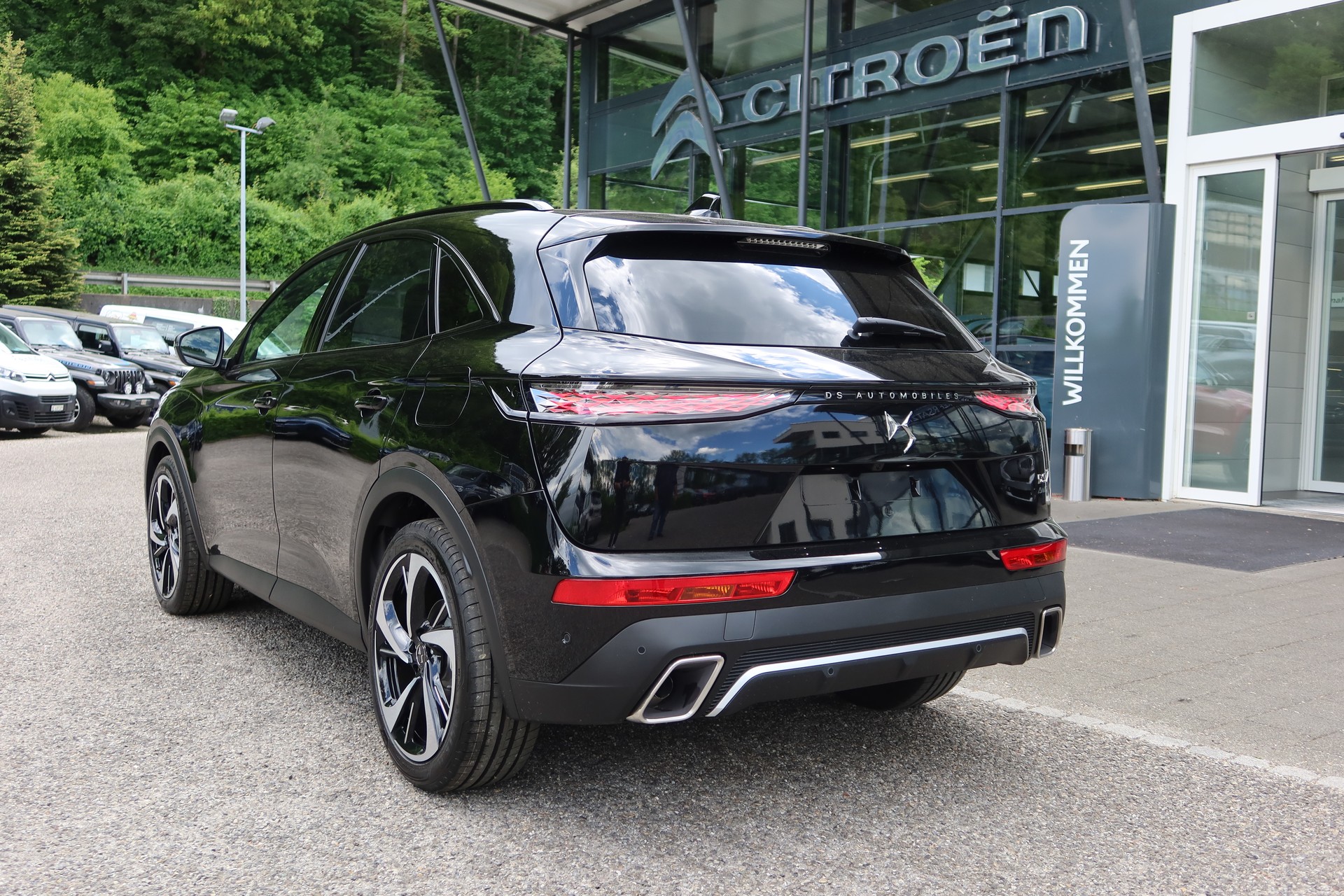 DS AUTOMOBILES DS 7 E-Tense 4x4 Etoile 300-image-4