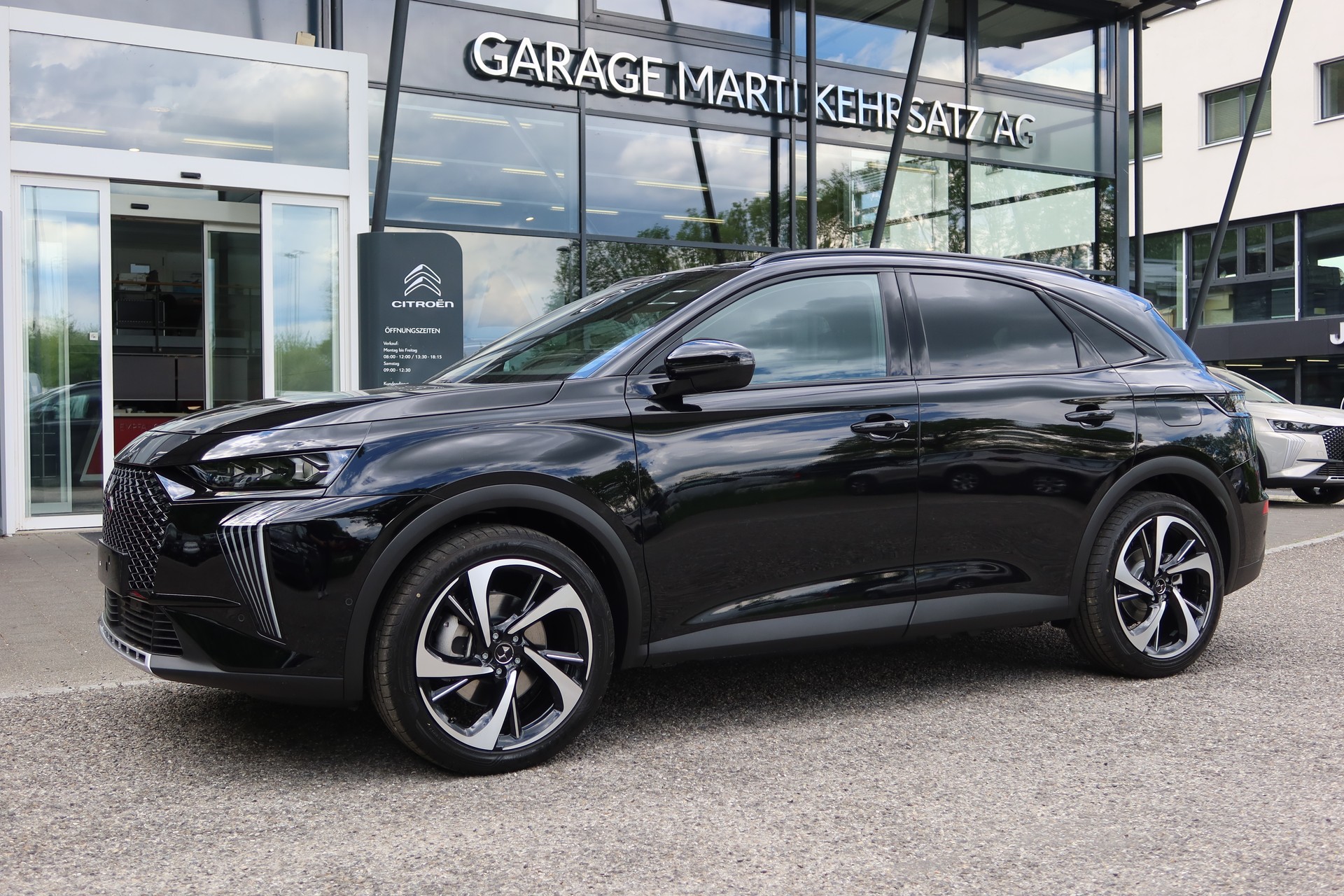 DS AUTOMOBILES DS 7 E-Tense 4x4 Etoile 300-image-1