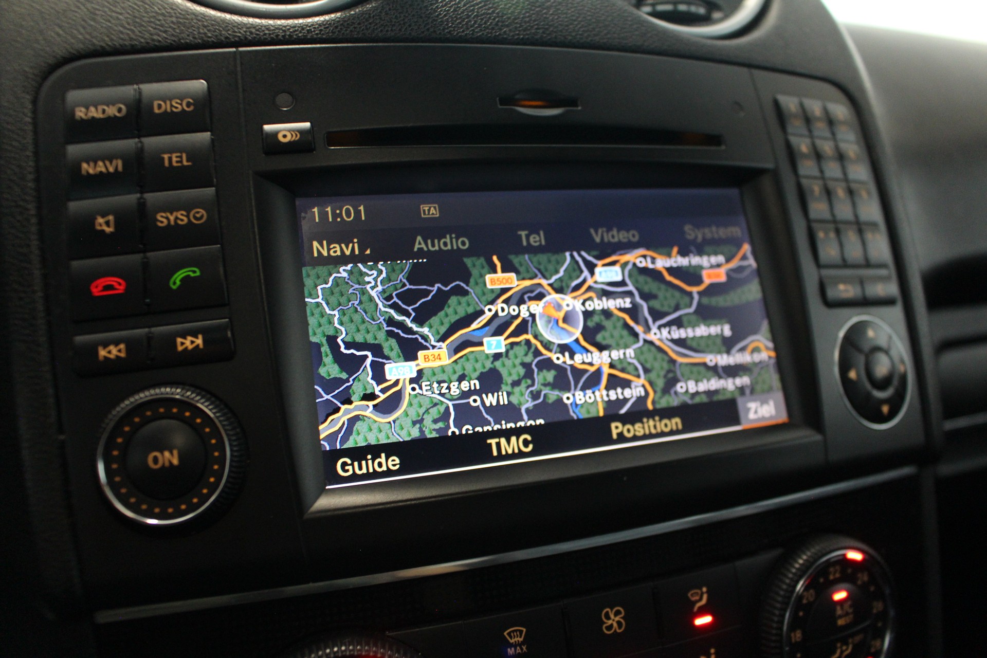 MERCEDES-BENZ ML 300 CDI BlueEF-image-16