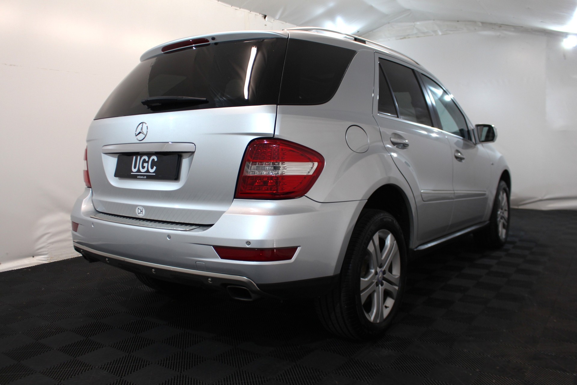 MERCEDES-BENZ ML 300 CDI BlueEF-image-5