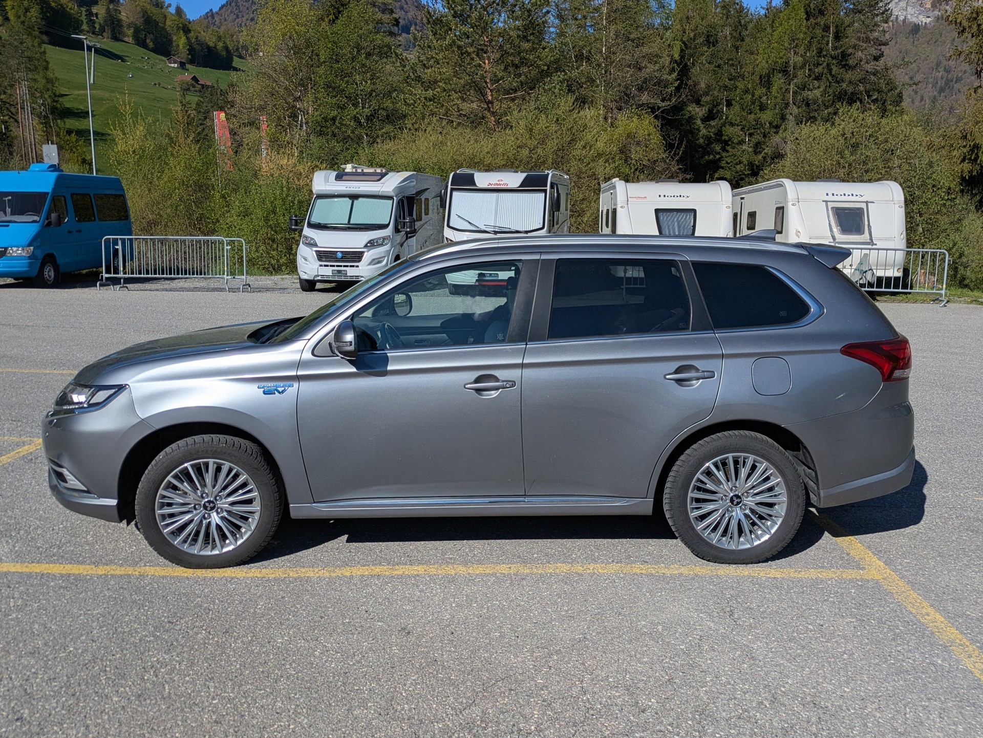 MITSUBISHI 2.4 PHEV Style-image-3