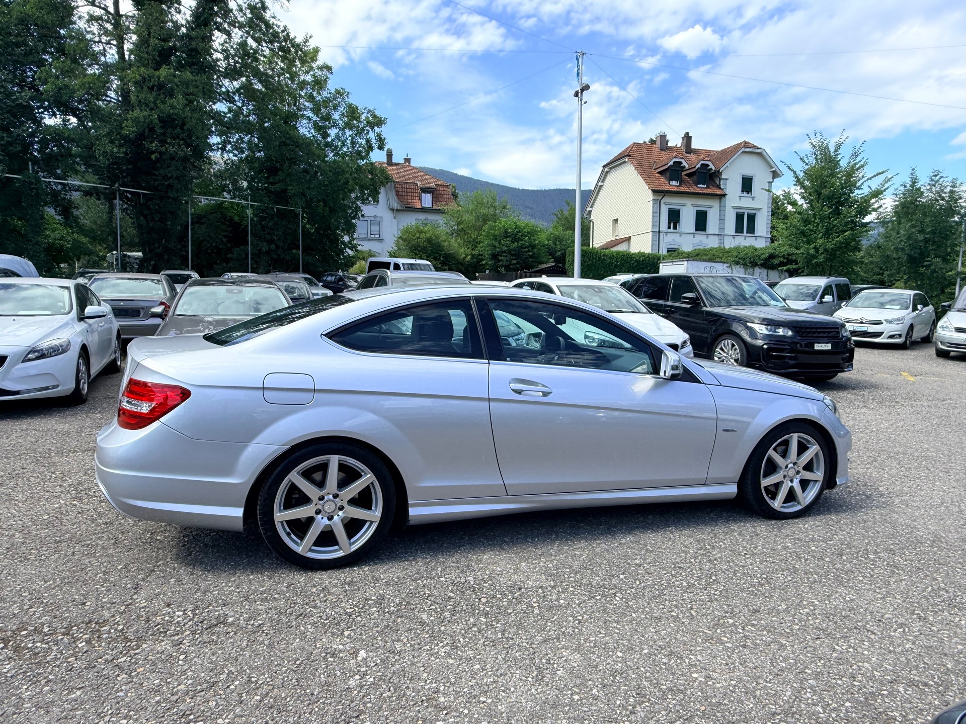MERCEDES-BENZ C 180 Coupé MyStar 7G-Tronic AMG Line-image-3