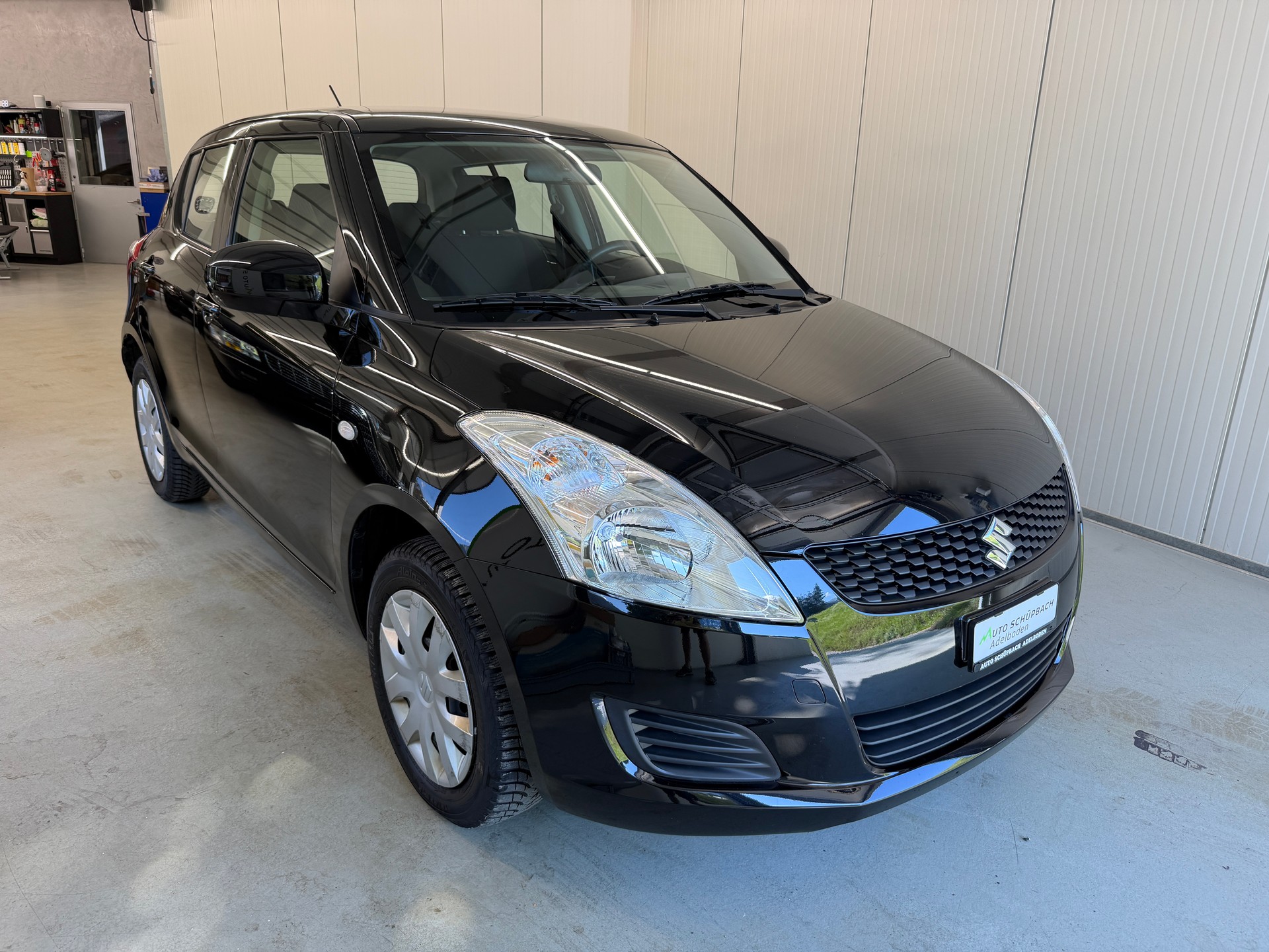 SUZUKI Swift 1.2i 16V GL 4x4-image-0